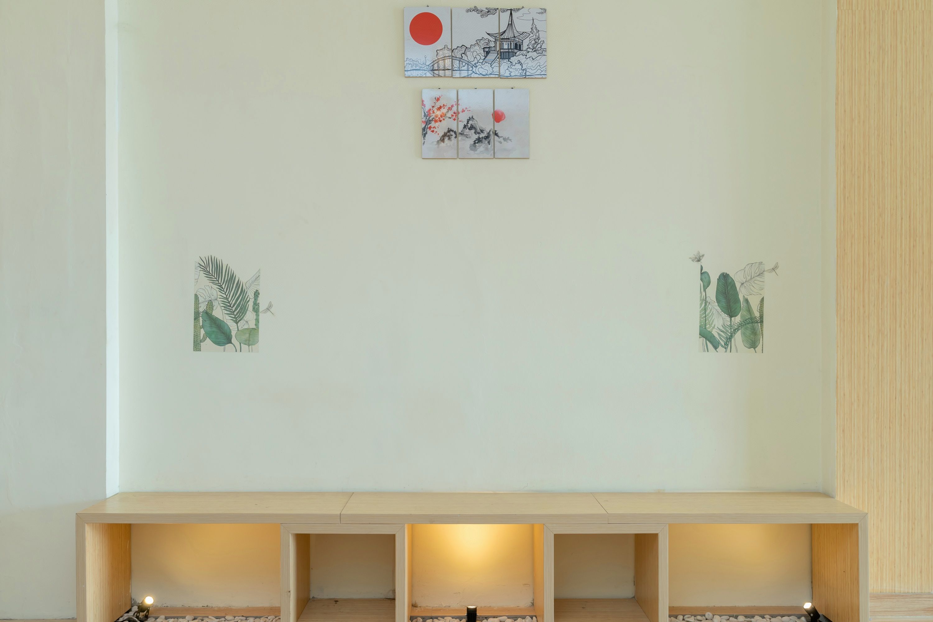 RedDoorz Plus Near RS Royal Taruma Grogol