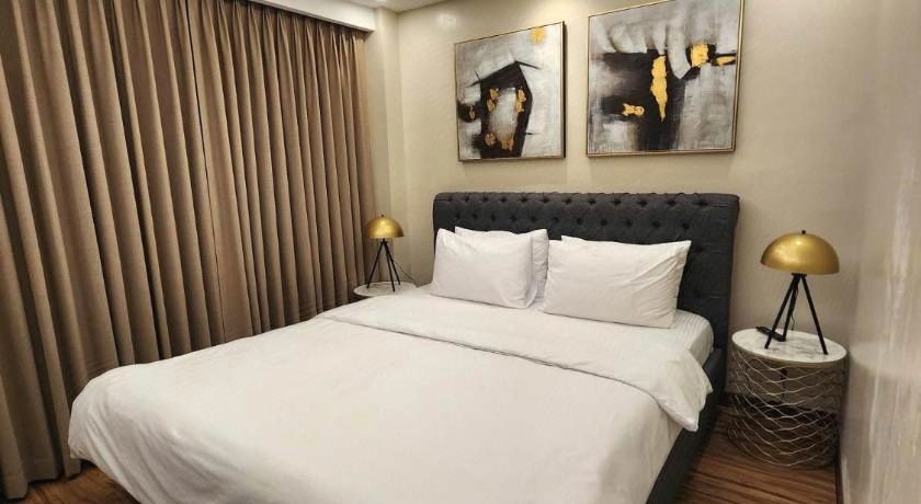 Gloria Tree Mayon and Park View Residences