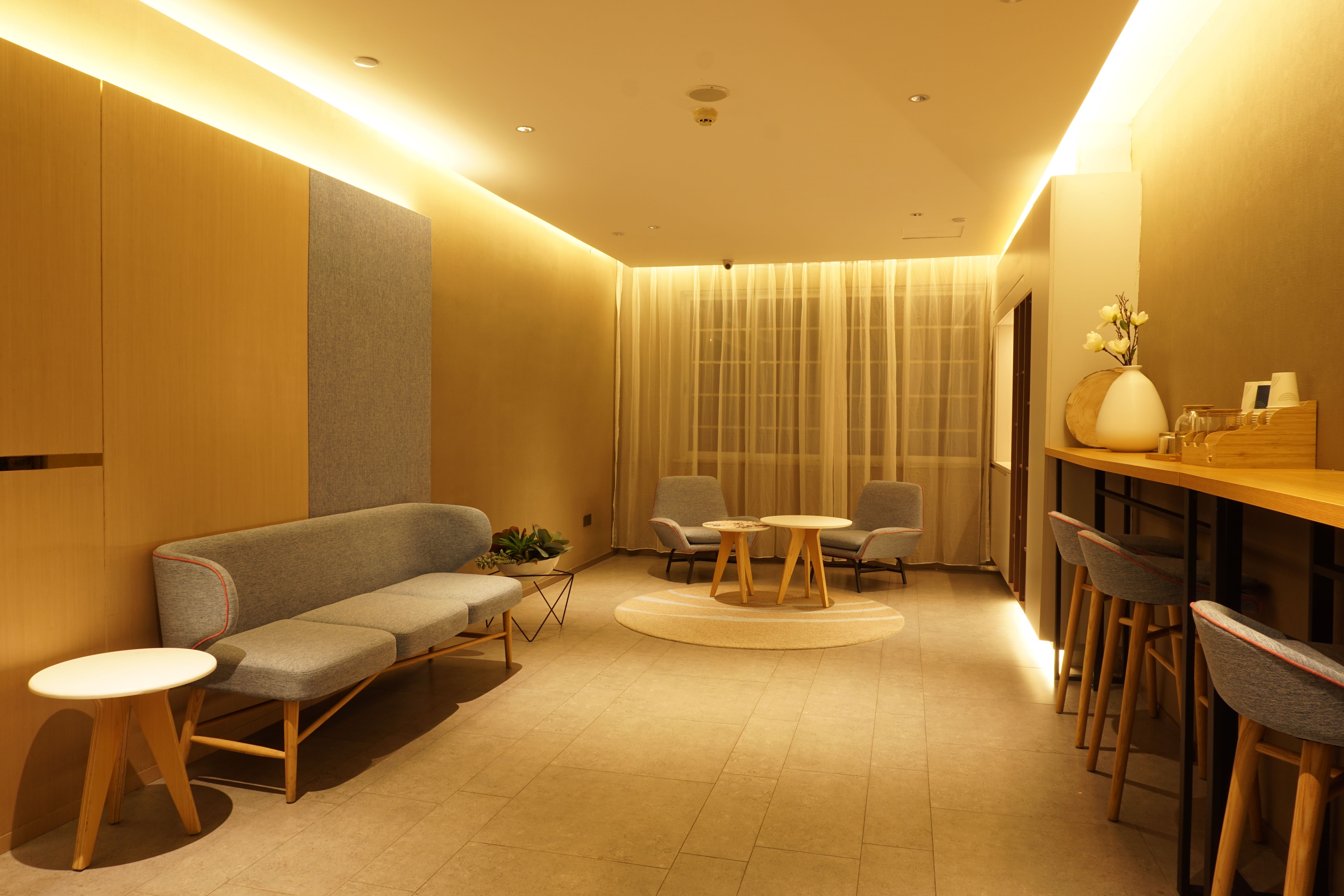 Home Inn Neo Guangzhou Fangcun Huadiwan Metro Station · Hotel facilities
