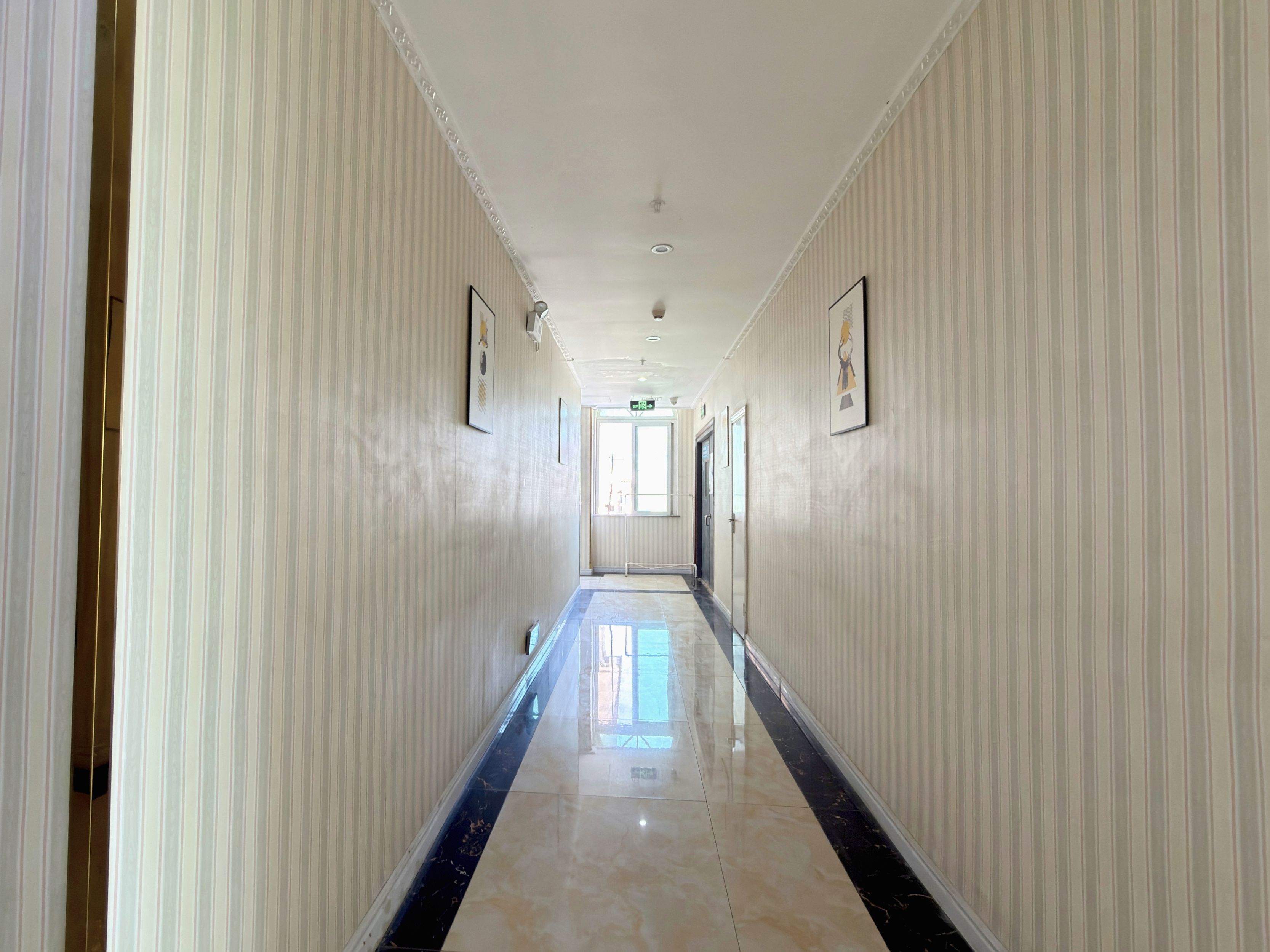 Photos of Xinzhou Hotel · Stays