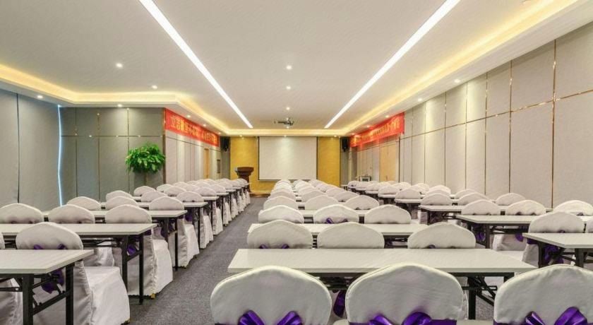 Lavande Hotels·Guangzhou Jiahe Wanggang Metro Station · Hotel facilities