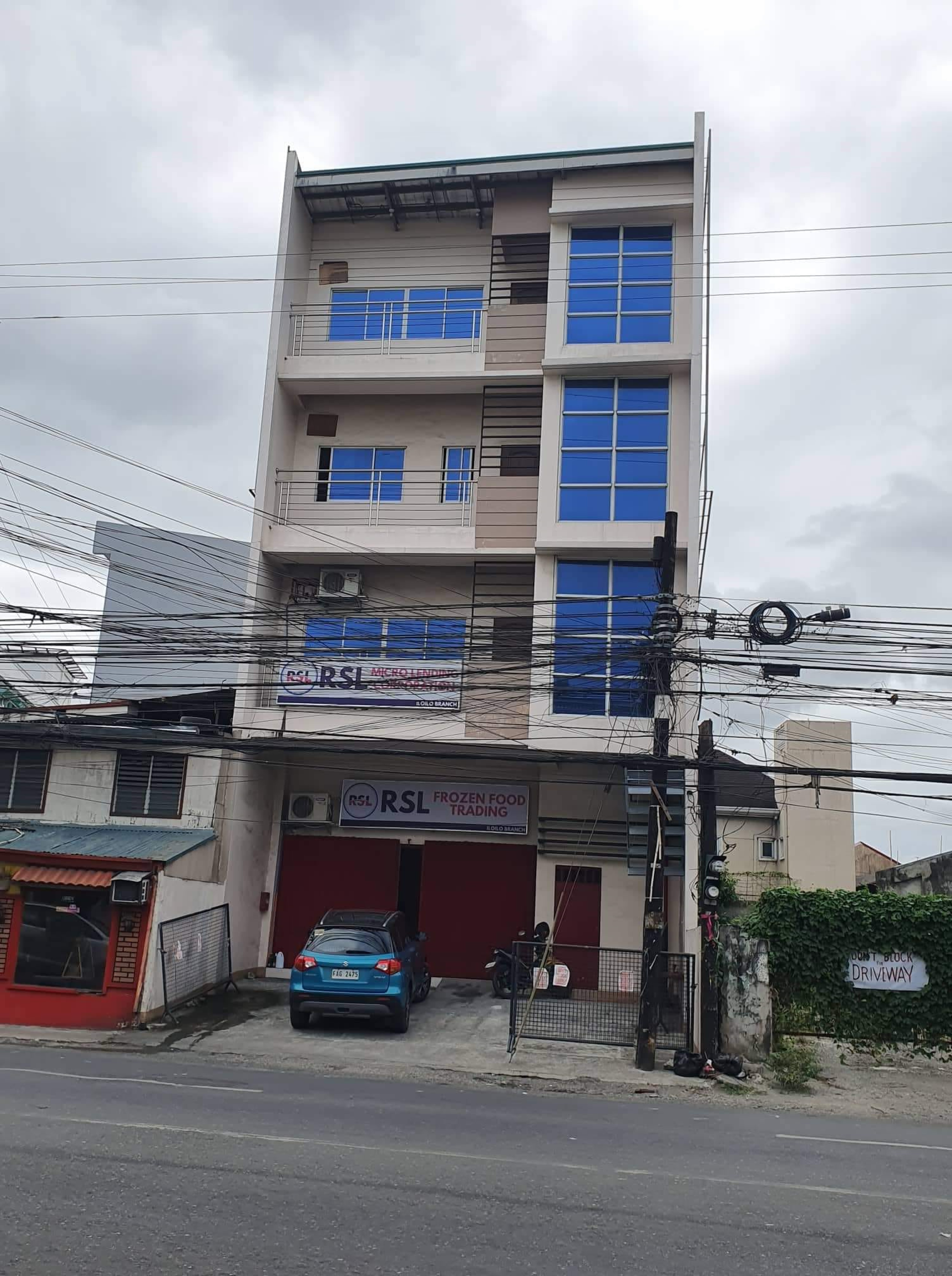 RedDoorz @ RSL Transient House Iloilo