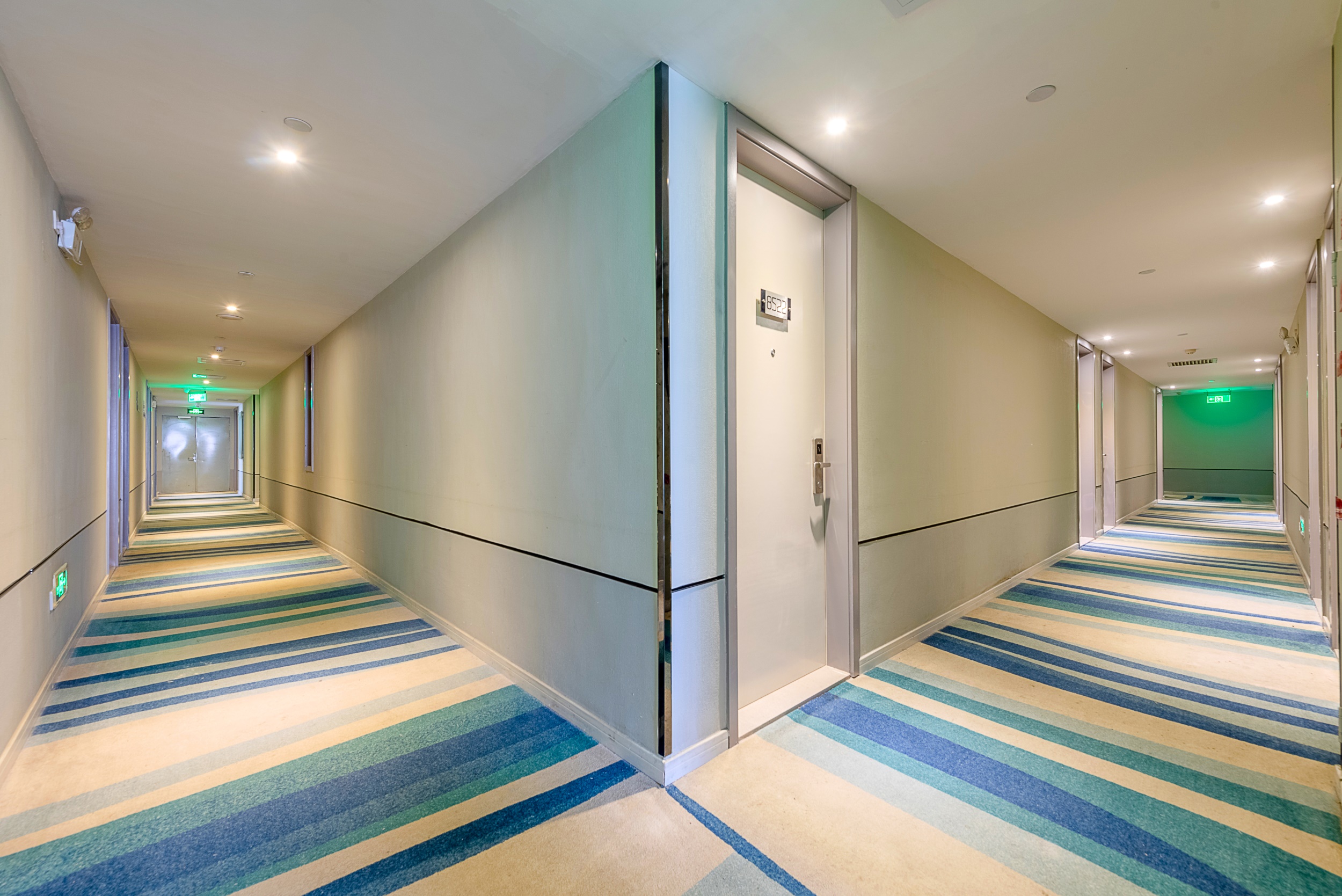Photos of Homeinn Selected Hotel (Guangzhou Panyu Chimelong Xiatao Subway Station) · Stays