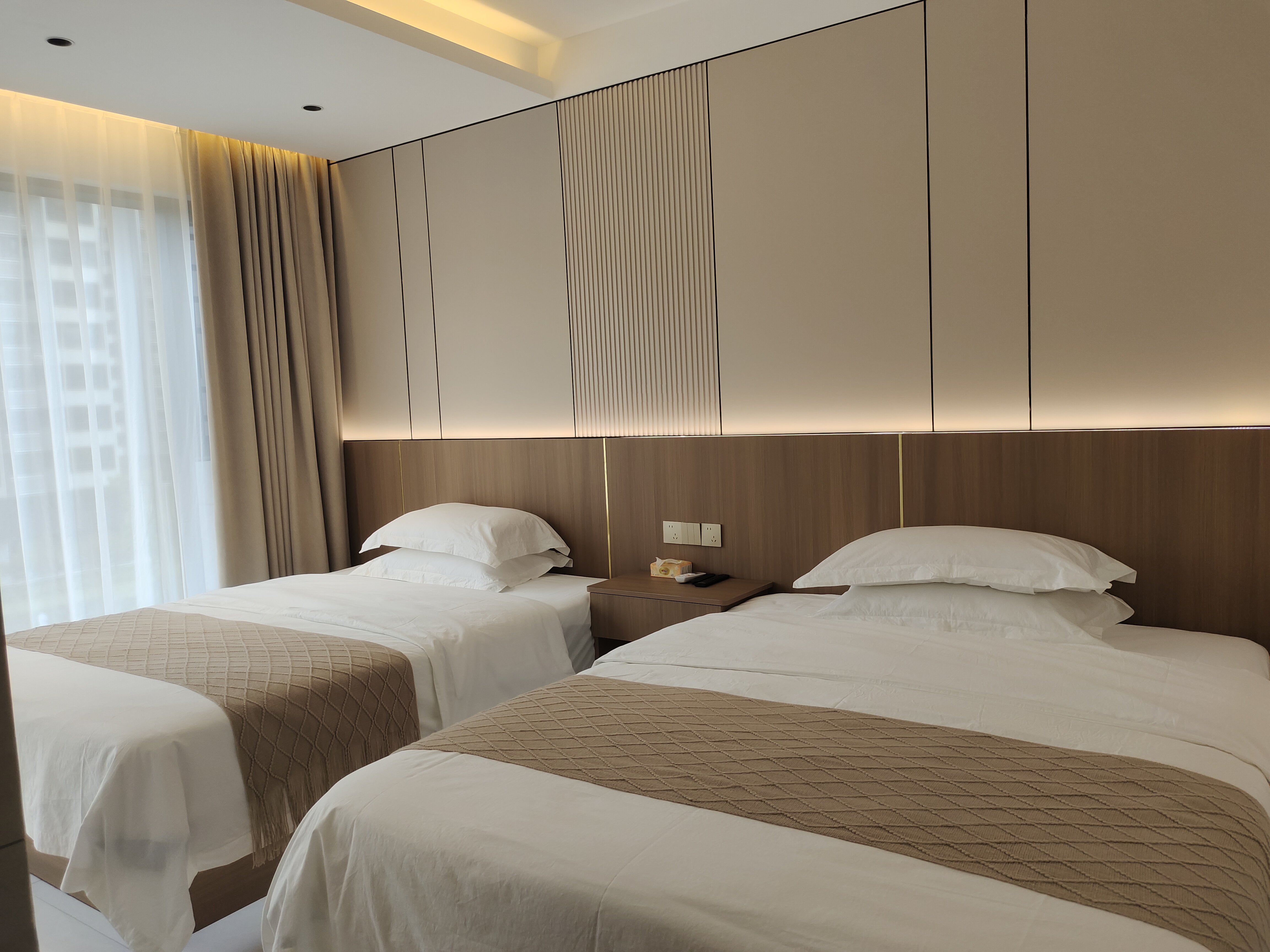 Qiyue Shiguang Homestay (Zhangjiajie High-Speed Railway West Station)