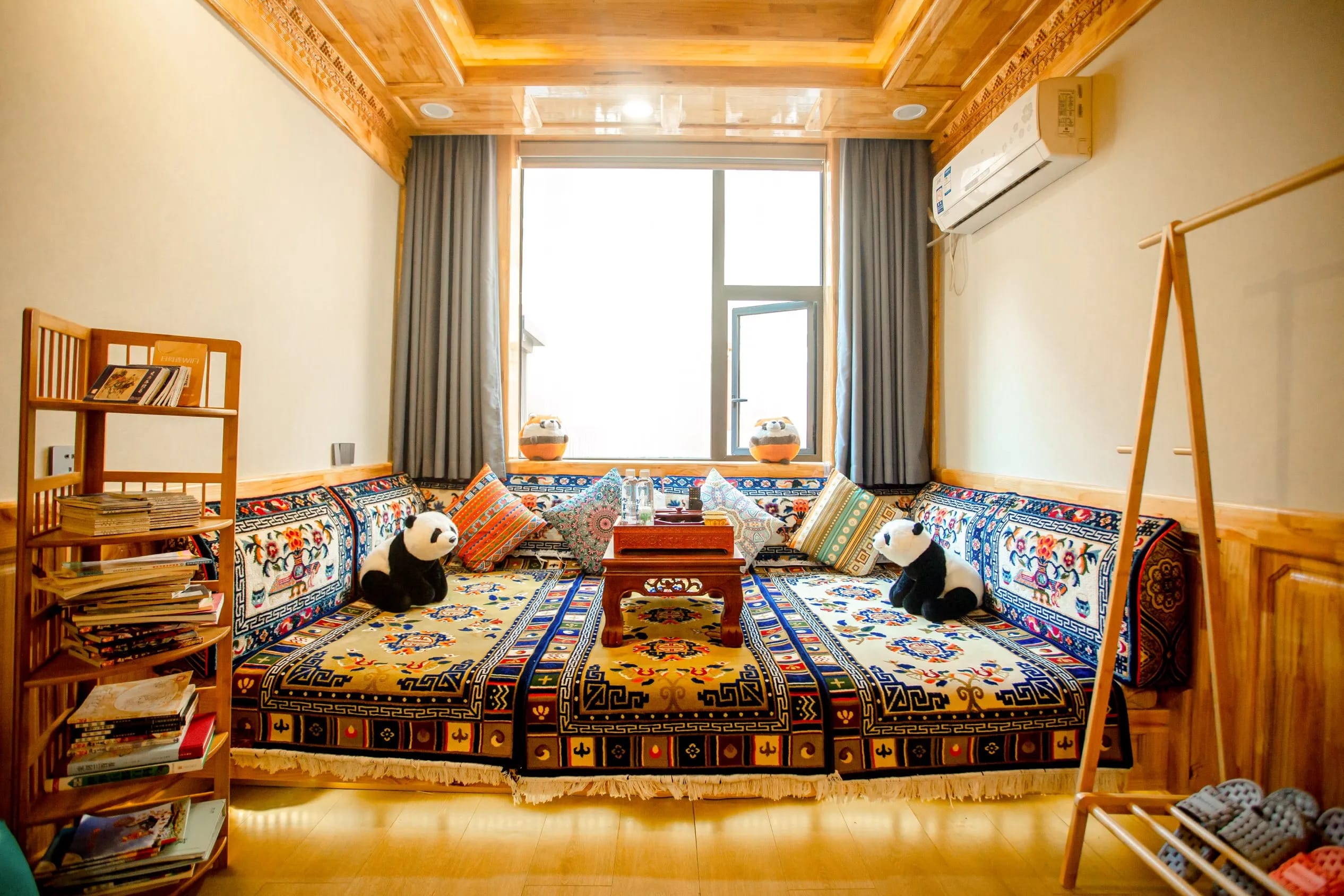 Jiuzhaigou Nomadic Home Tibetan Suites