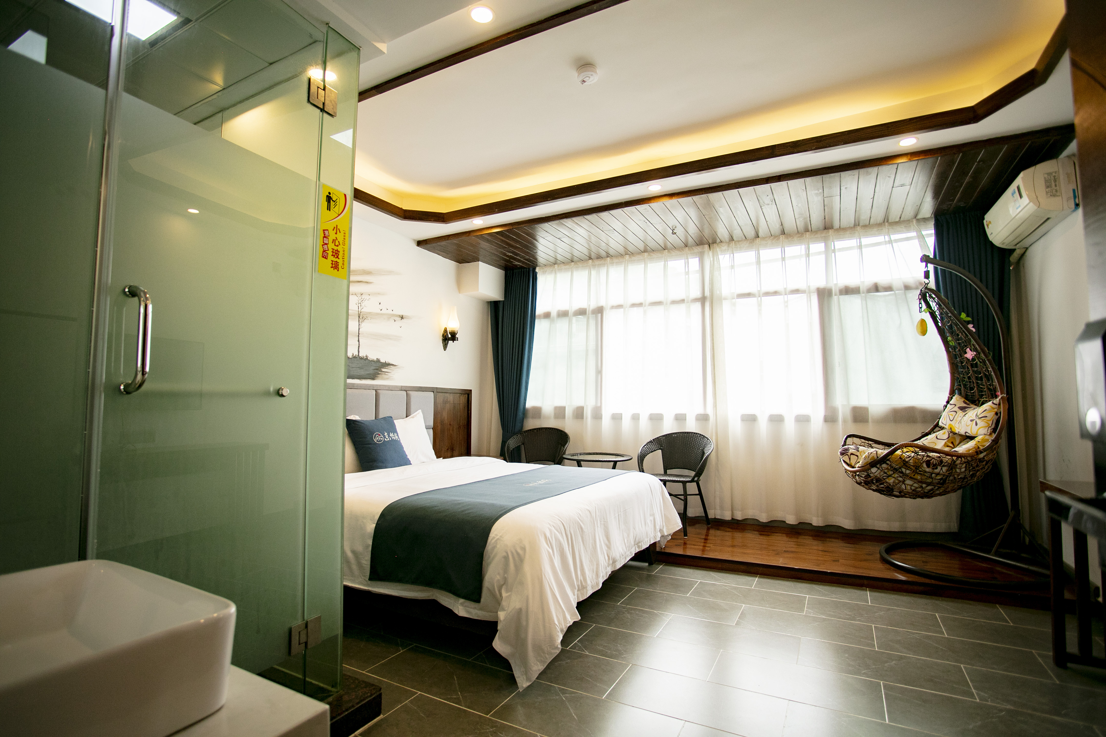 Fenghuang Dongyiyuan · Homestay