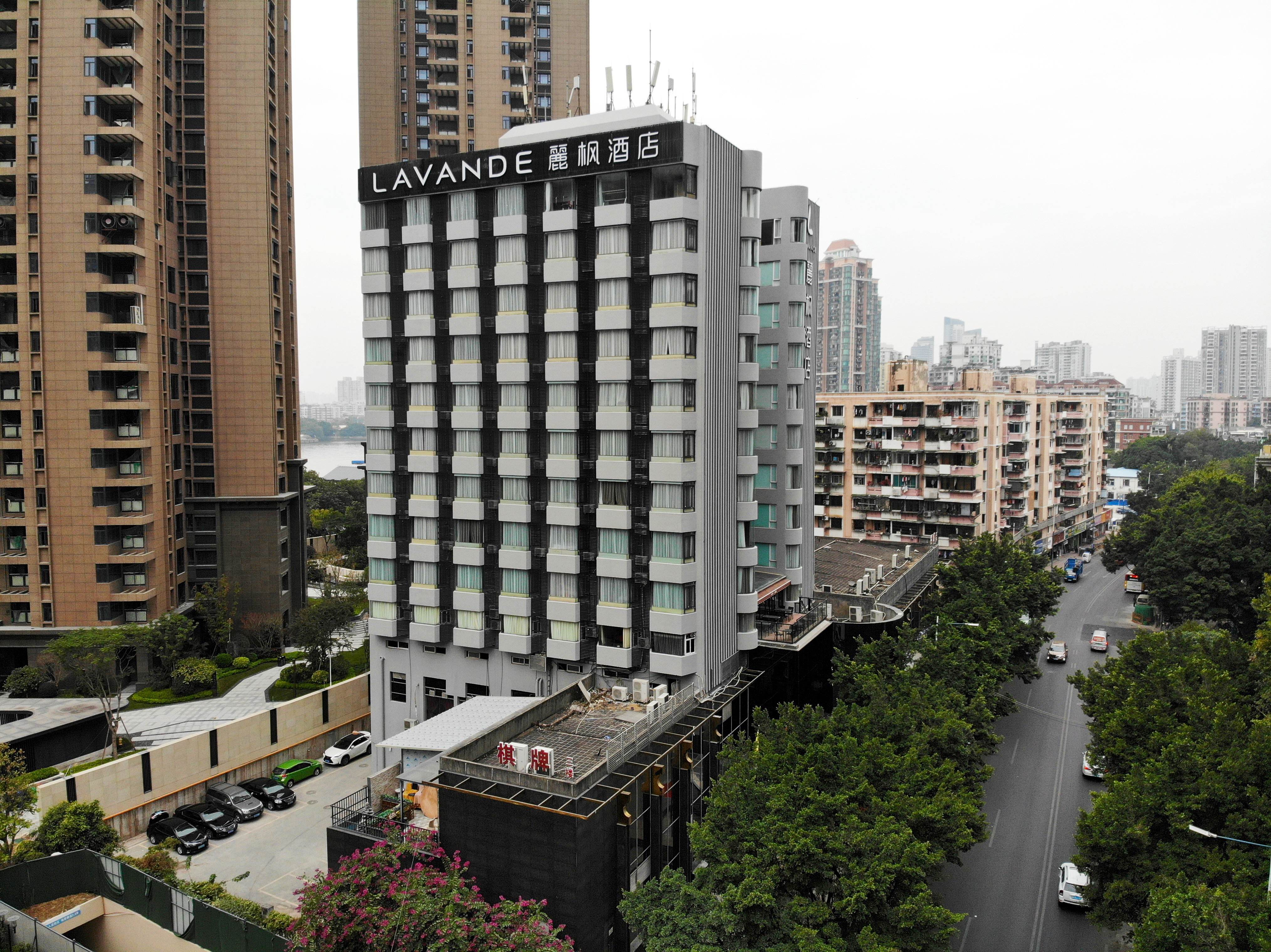 Photos of Lavande Hotel (Guangzhou Taigu Cang Shayuan Subway Station) · Stays