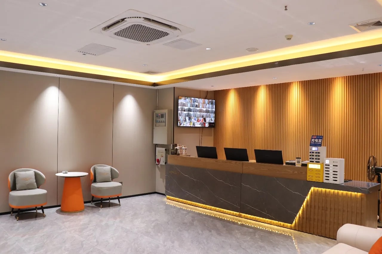 Hongjin Boutique Hotel (Guangzhou Shangxiajiu Pedestrian Street Chenjiazhao Subway Station)