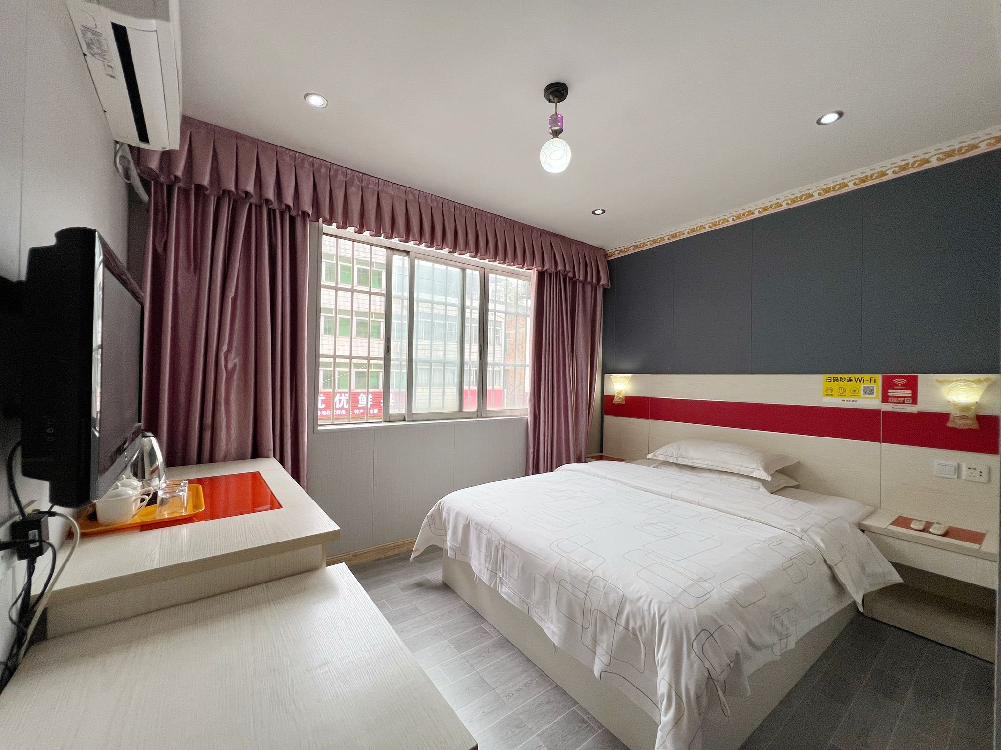 Grid Micro Hotel (Nanning Jiangnan Passenger Transport Station Subway Station)