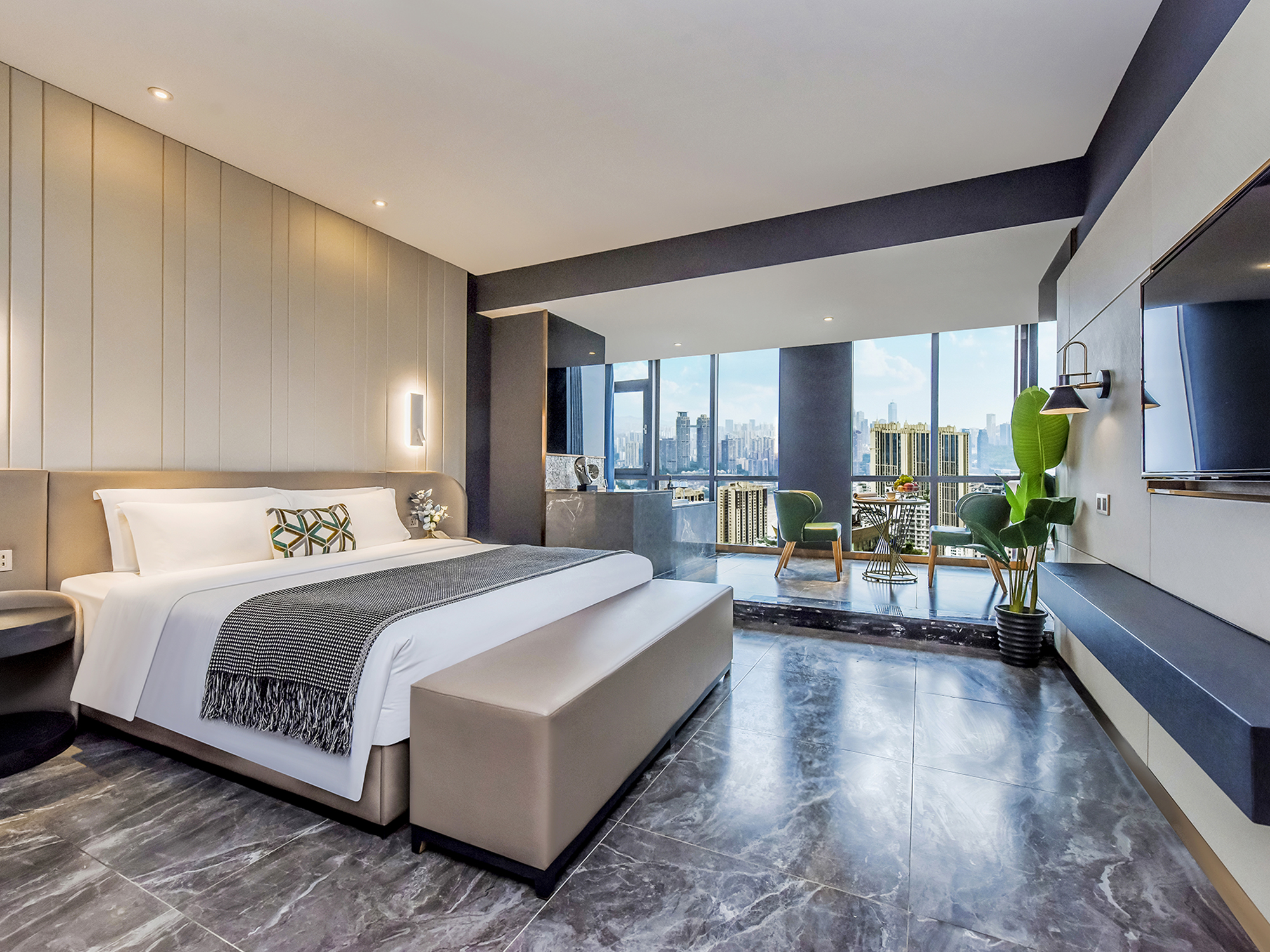 VKing High-altitude River View Hotel (Chongqing Jiefangbei Hongyadong Branch)