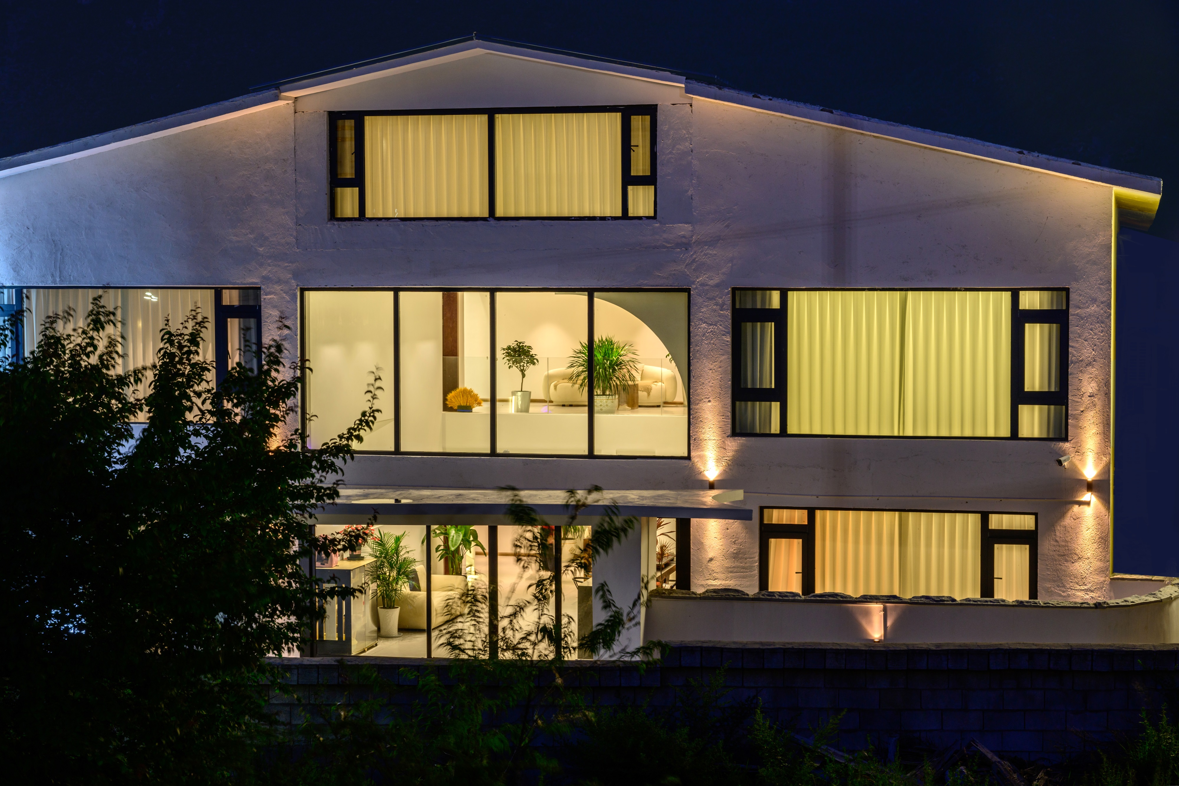 Shangri-La MountainJoy Designer Homestay