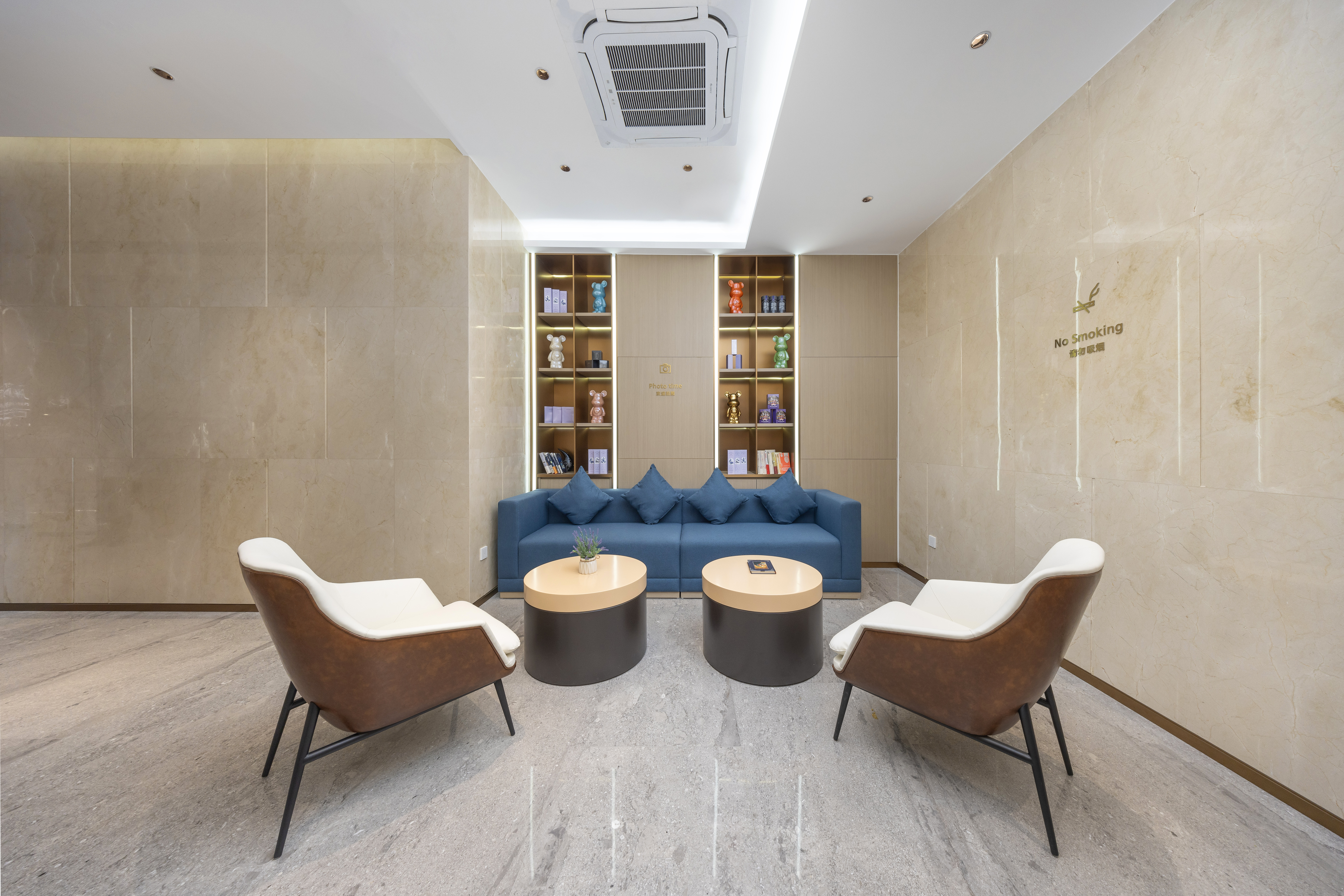 Photos of Lavande Hotel (Guangzhou Tianhe Shipai East Road Gangding Metro Station) · Stays