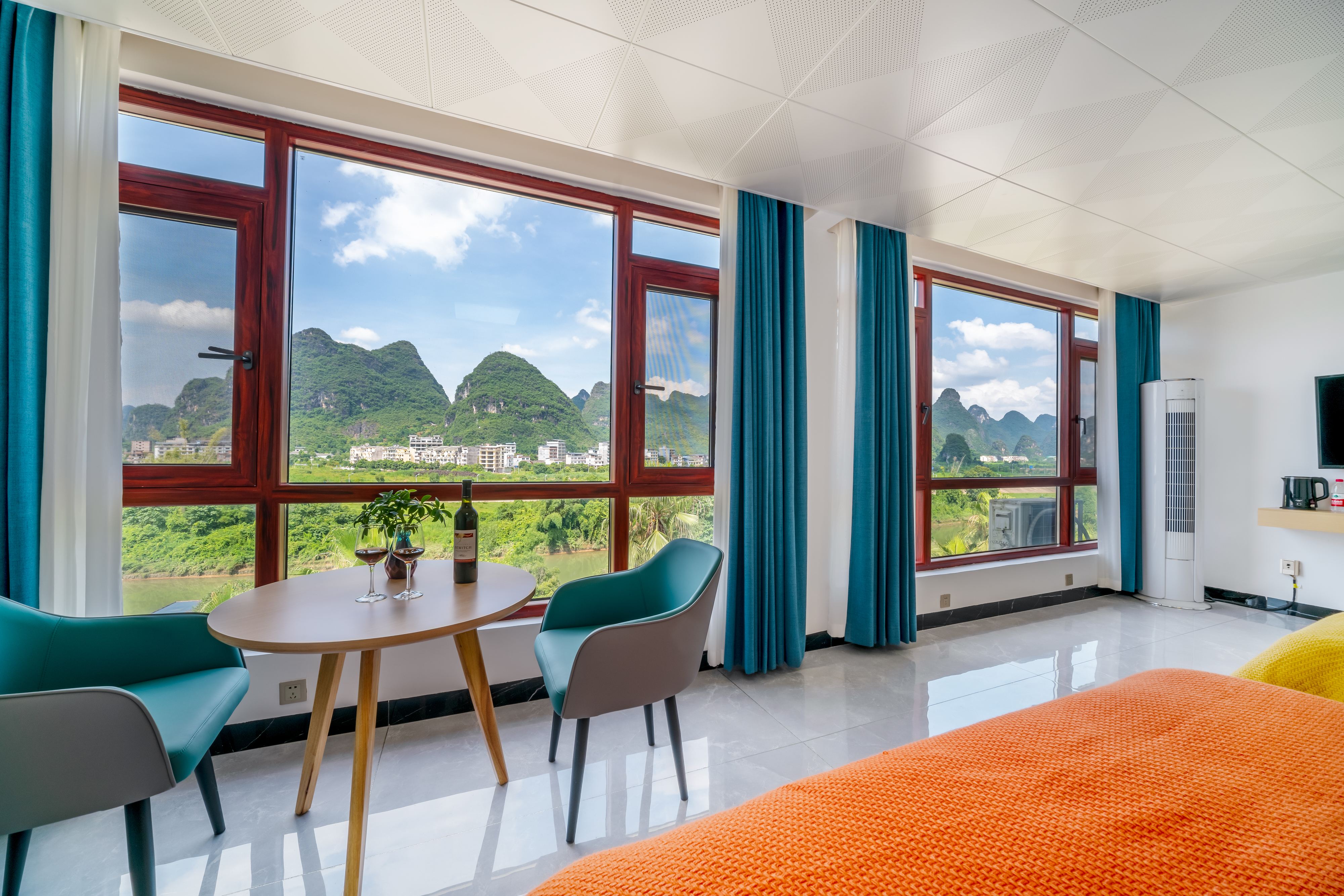 Yangshuo Menggang Homestay (Impression West Street Branch)