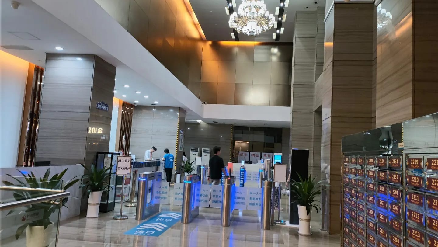广州龙城威尔斯公寓（中山大学眼科中心五羊邨地铁站店） · 酒店图片