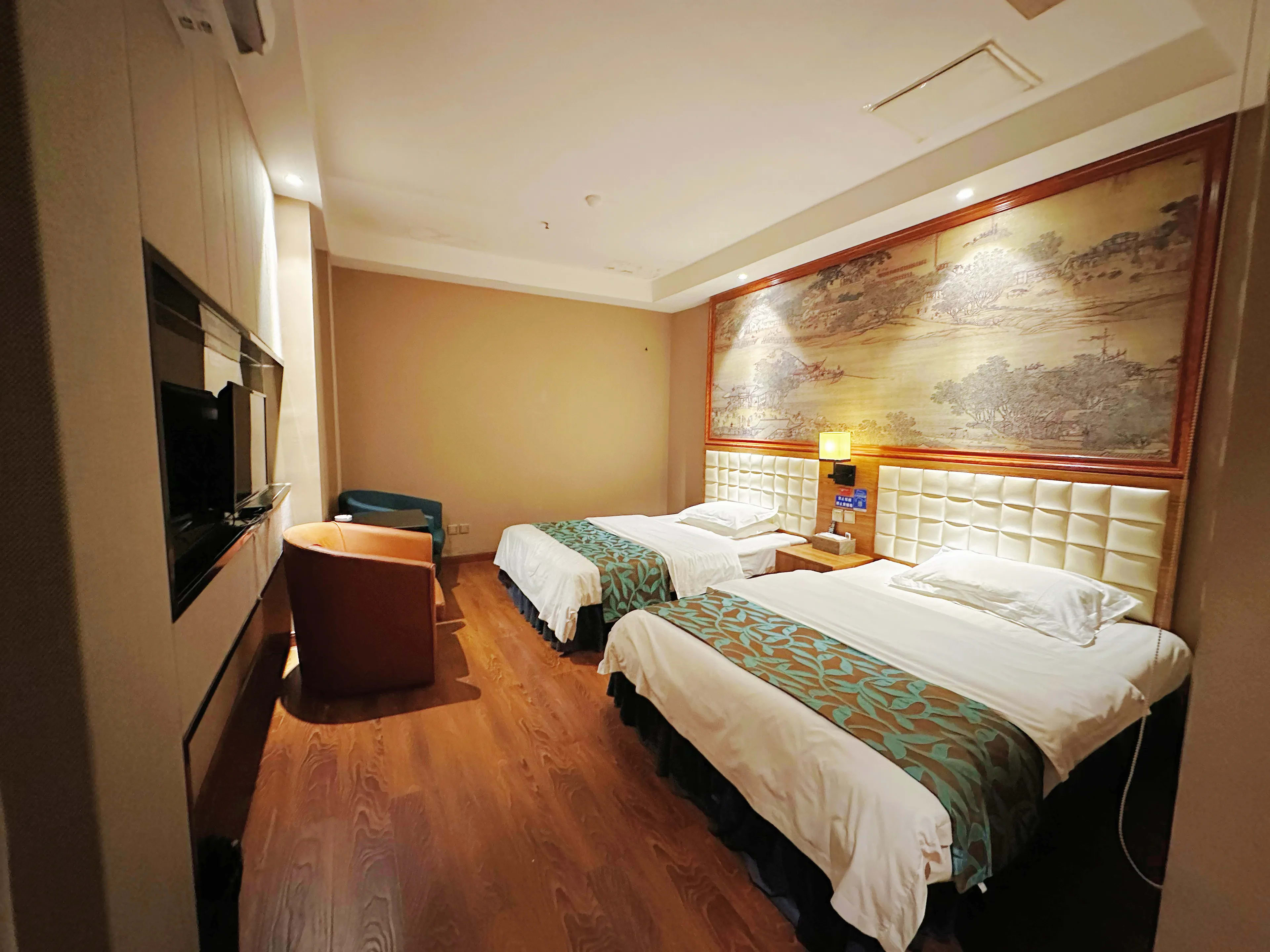 Silk Road Business Hotel
