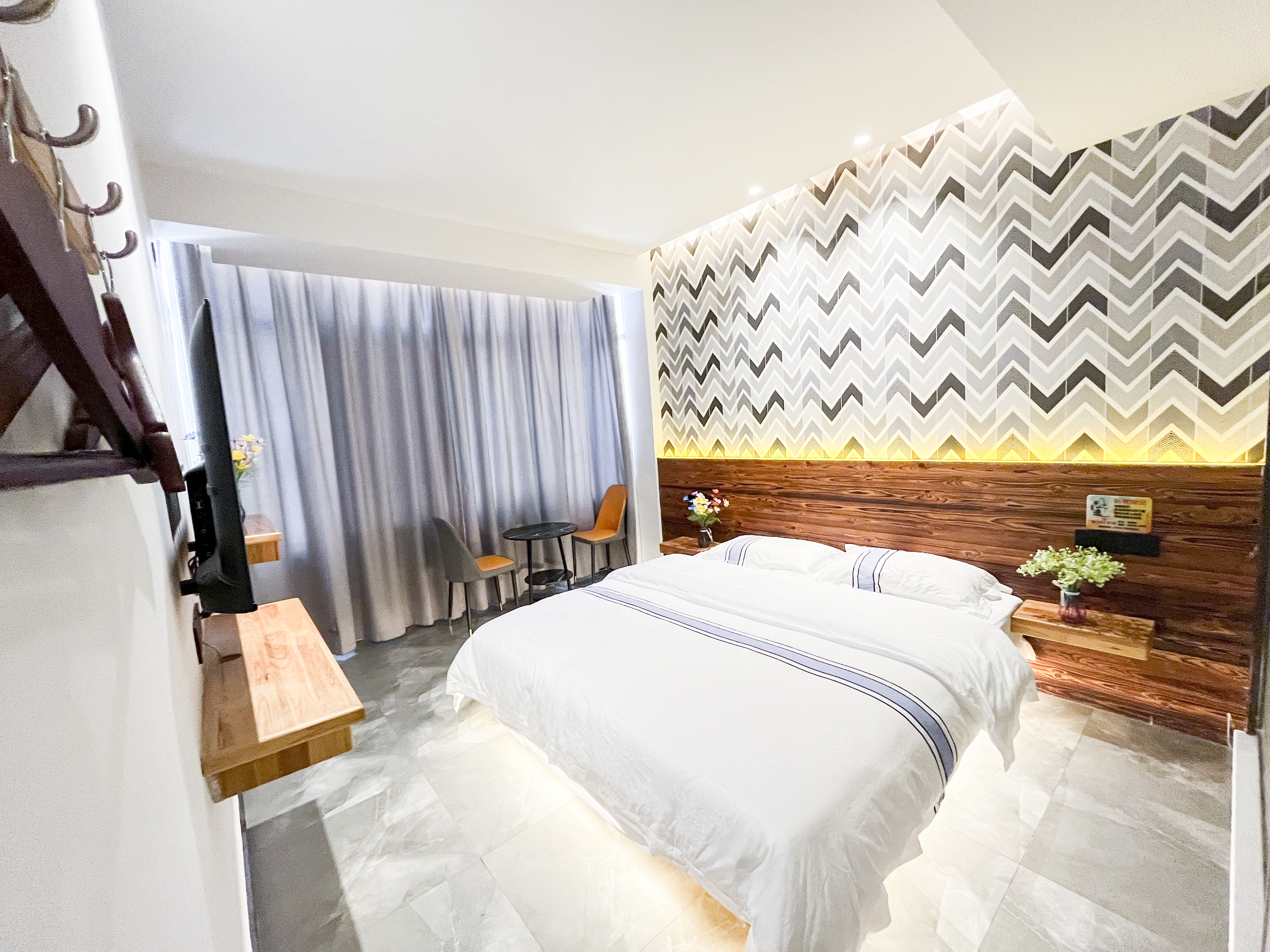 Zhangjiajie Jianshan Inn (Railway Station)