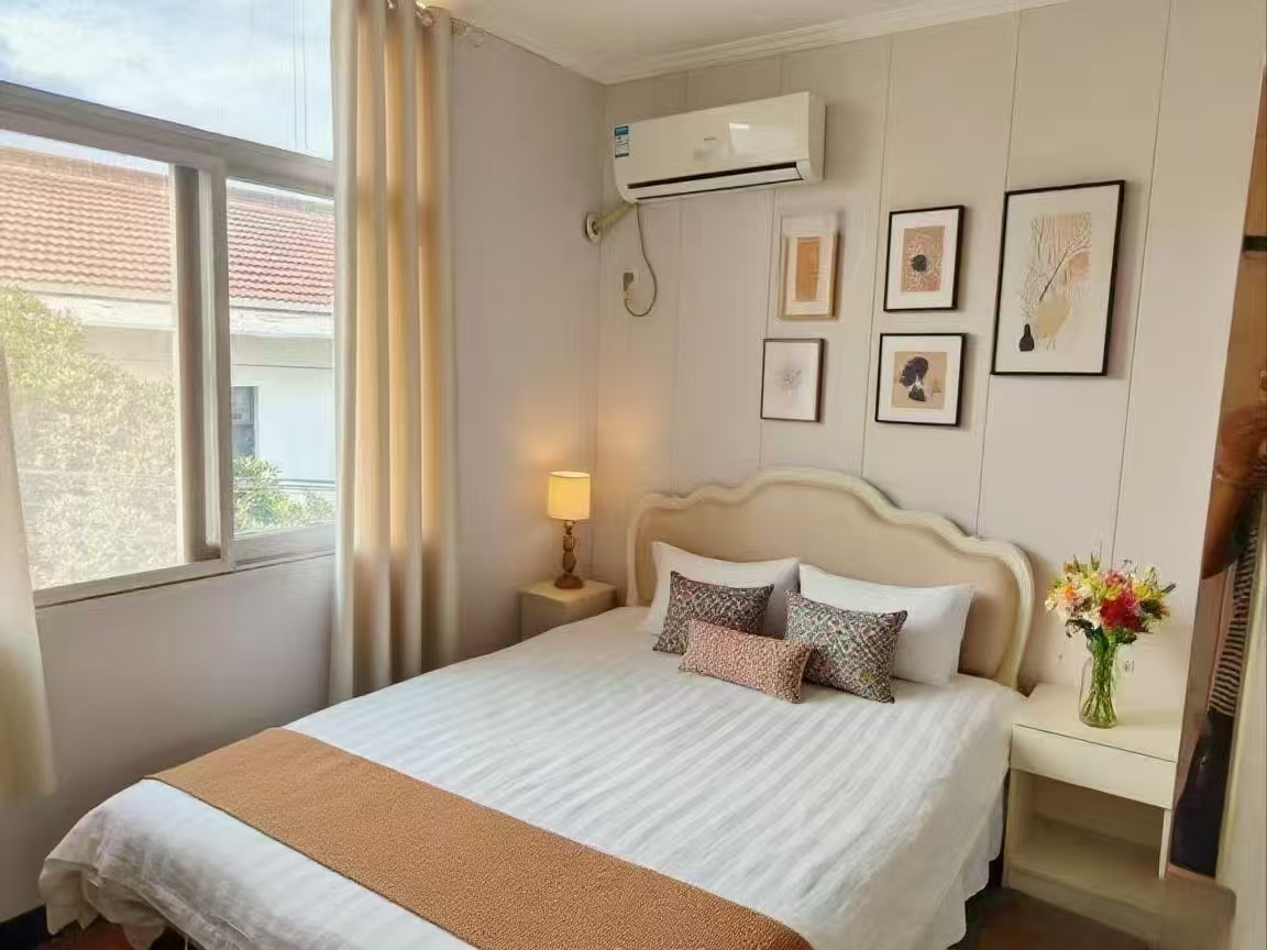 Lihua Hotel (Nanjing Lukou International Airport)