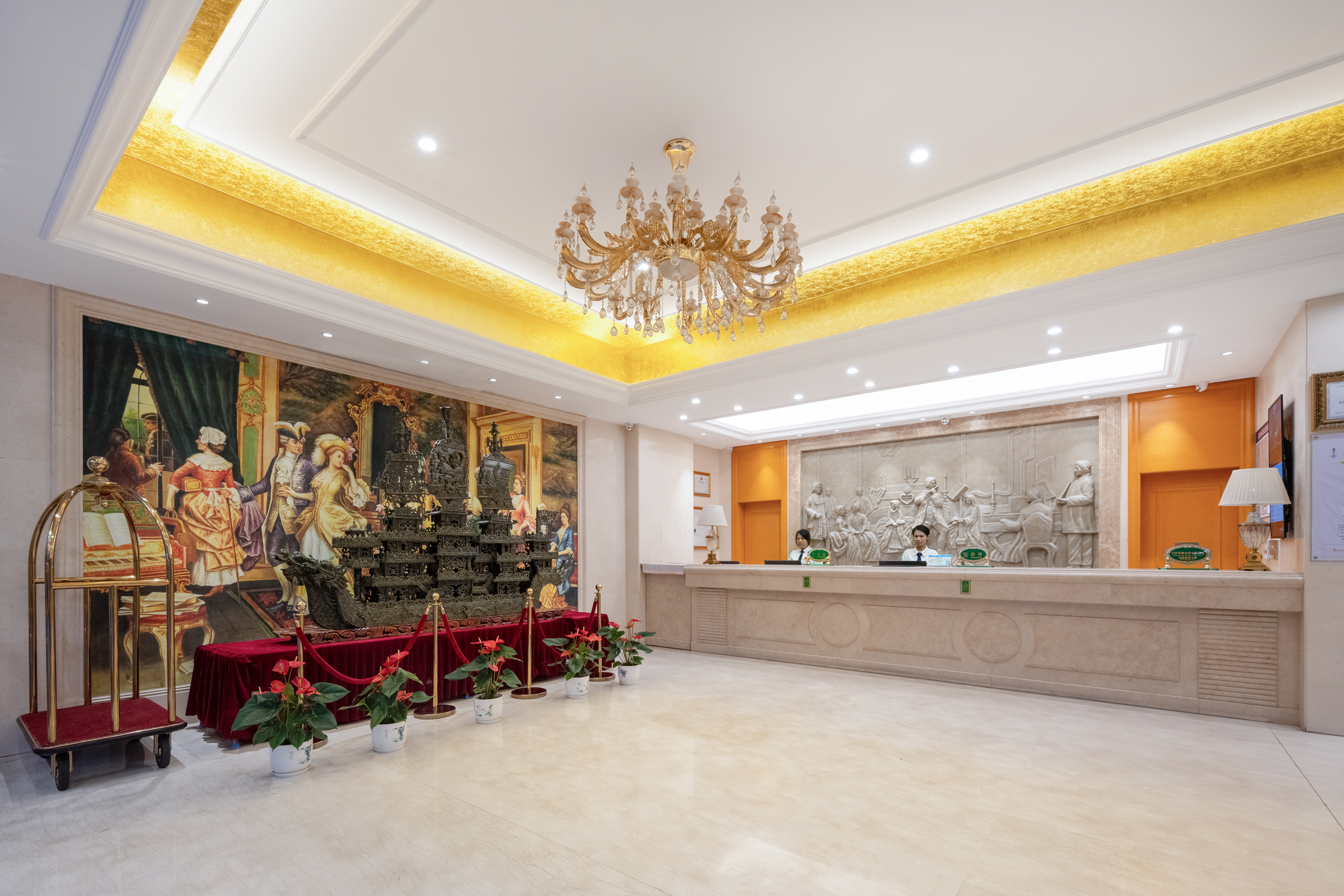 Photos of Vienna Hotel (Guangzhou Xintang Shacun Metro Station) · Stays
