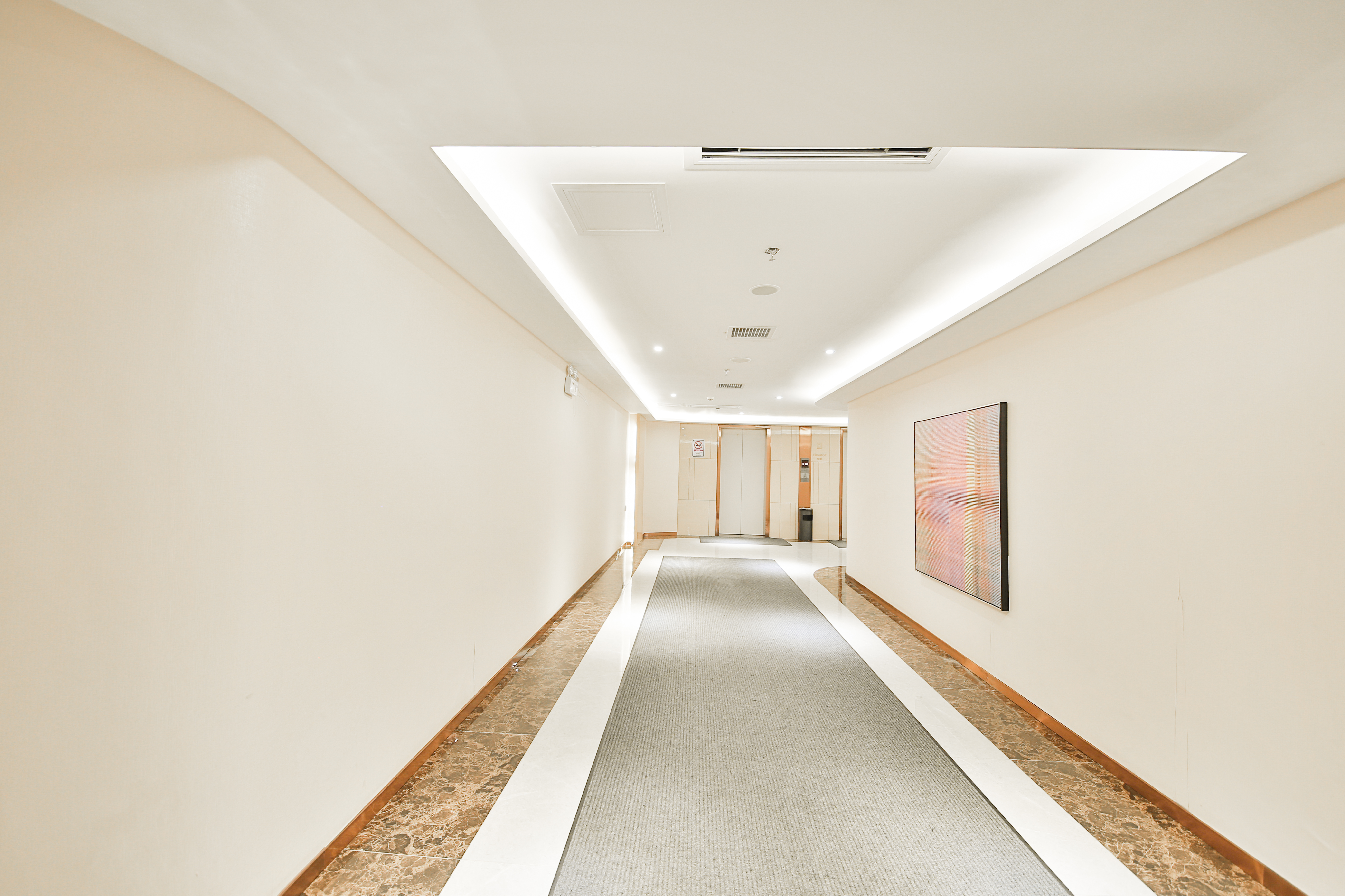 Photos of Lavande Hotels (Guangzhou Panyu Changlong Xiajiao Subway Station) · Stays