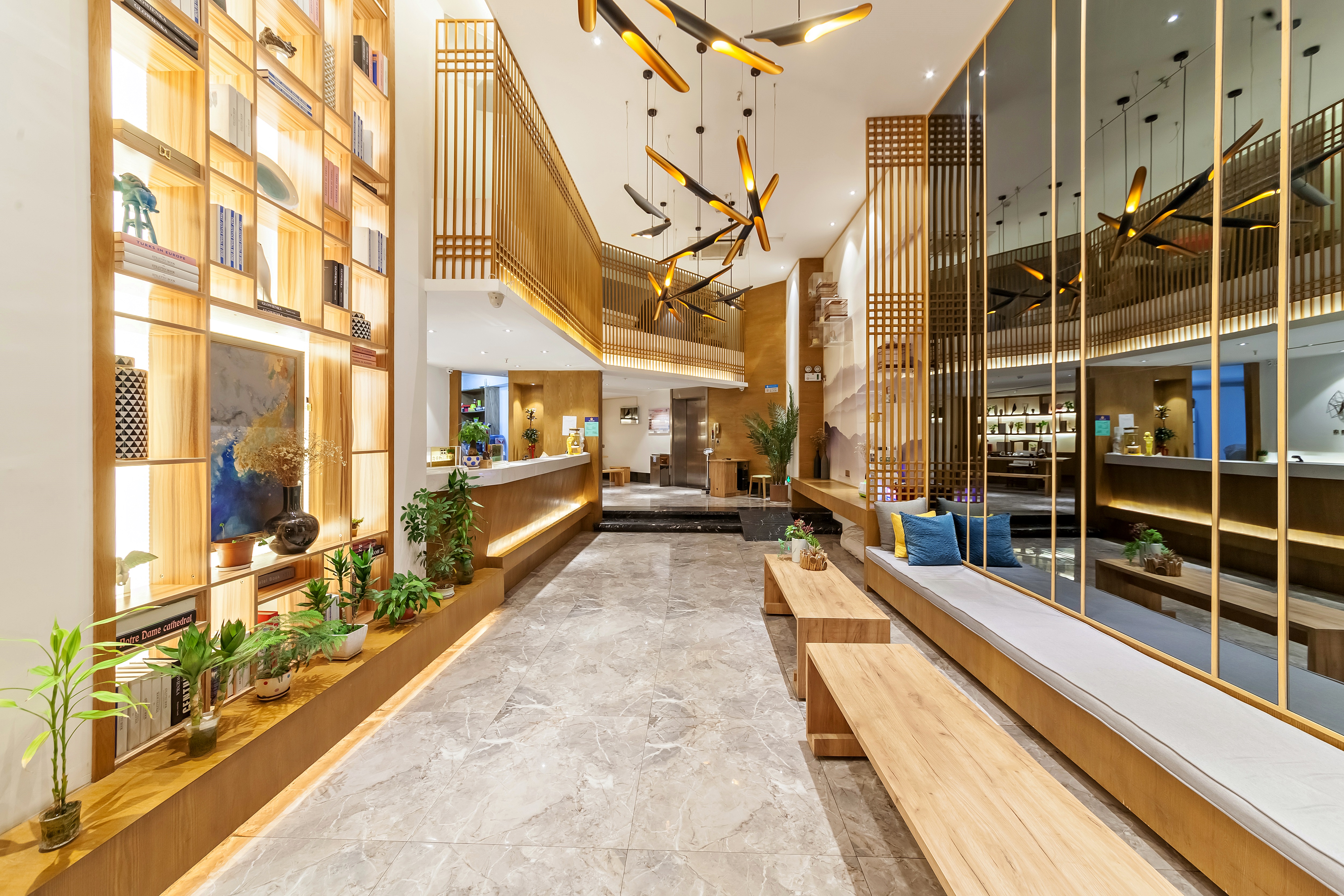 Allston Hotel (Xiamen Railway Station MixC Mall)