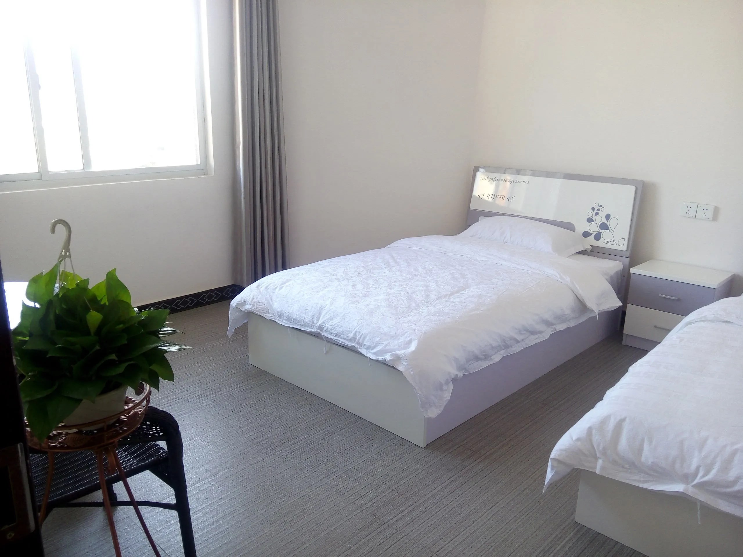 Zhangjiajie Yongding Yingshanhong Chinese Inn