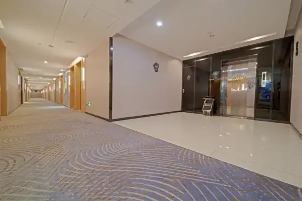 Photos of Echarm Hotel Guangzhou Gangding Metro Station Jinan University · Stays