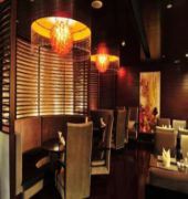 Photos of Vienna International Hotel Guangzhou South Railway Station Zhongcun Metro Station · Stays