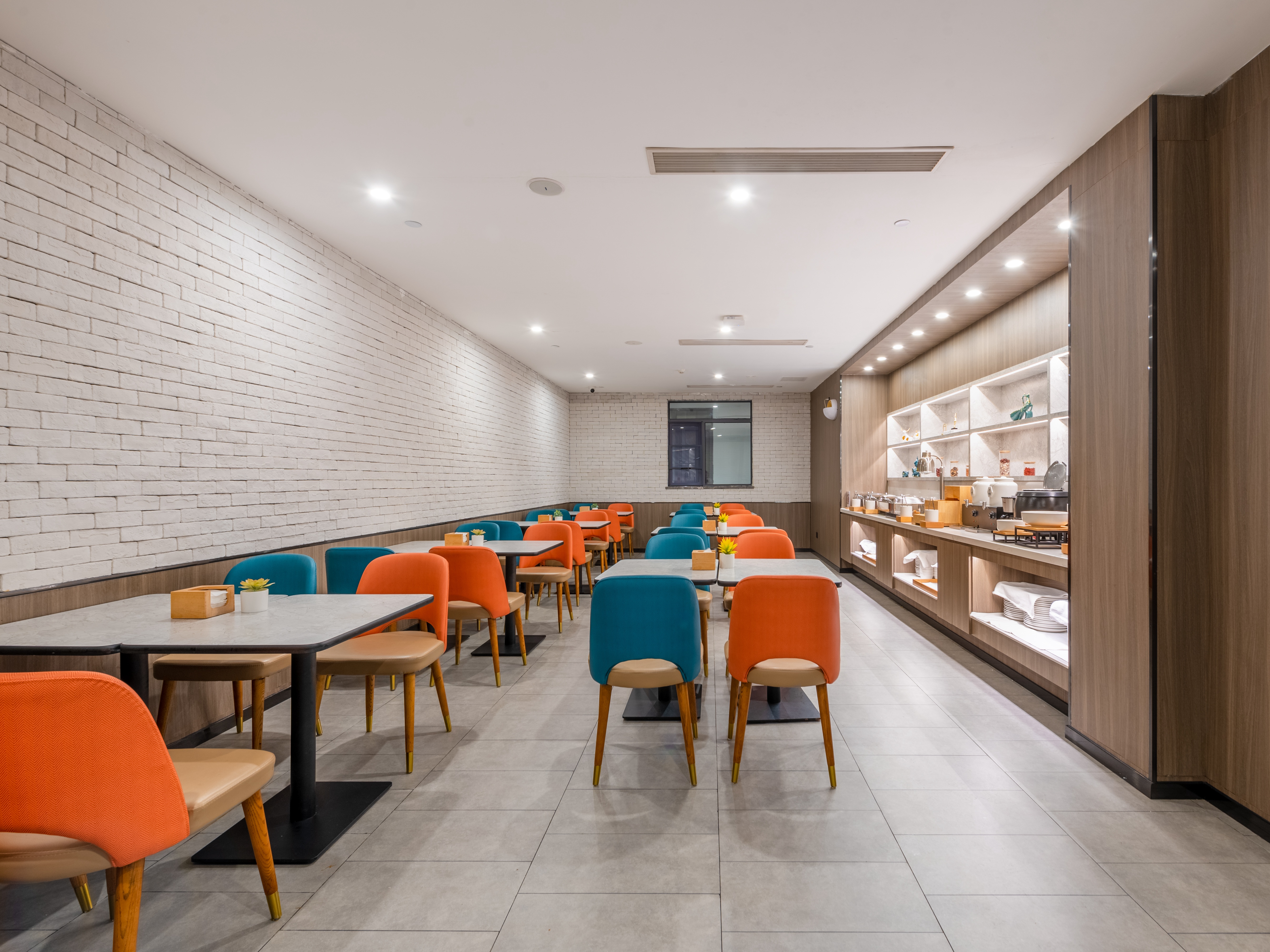 HanTing Premium Hotel (Guangzhou Dongxiaonan Subway Station) · Dining spaces