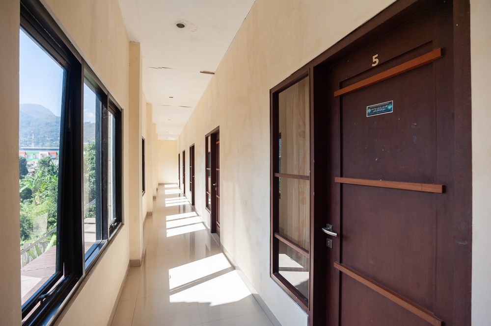Urbanview Hotel Syariah Villa SM Cisarua Puncak by RedDoorz