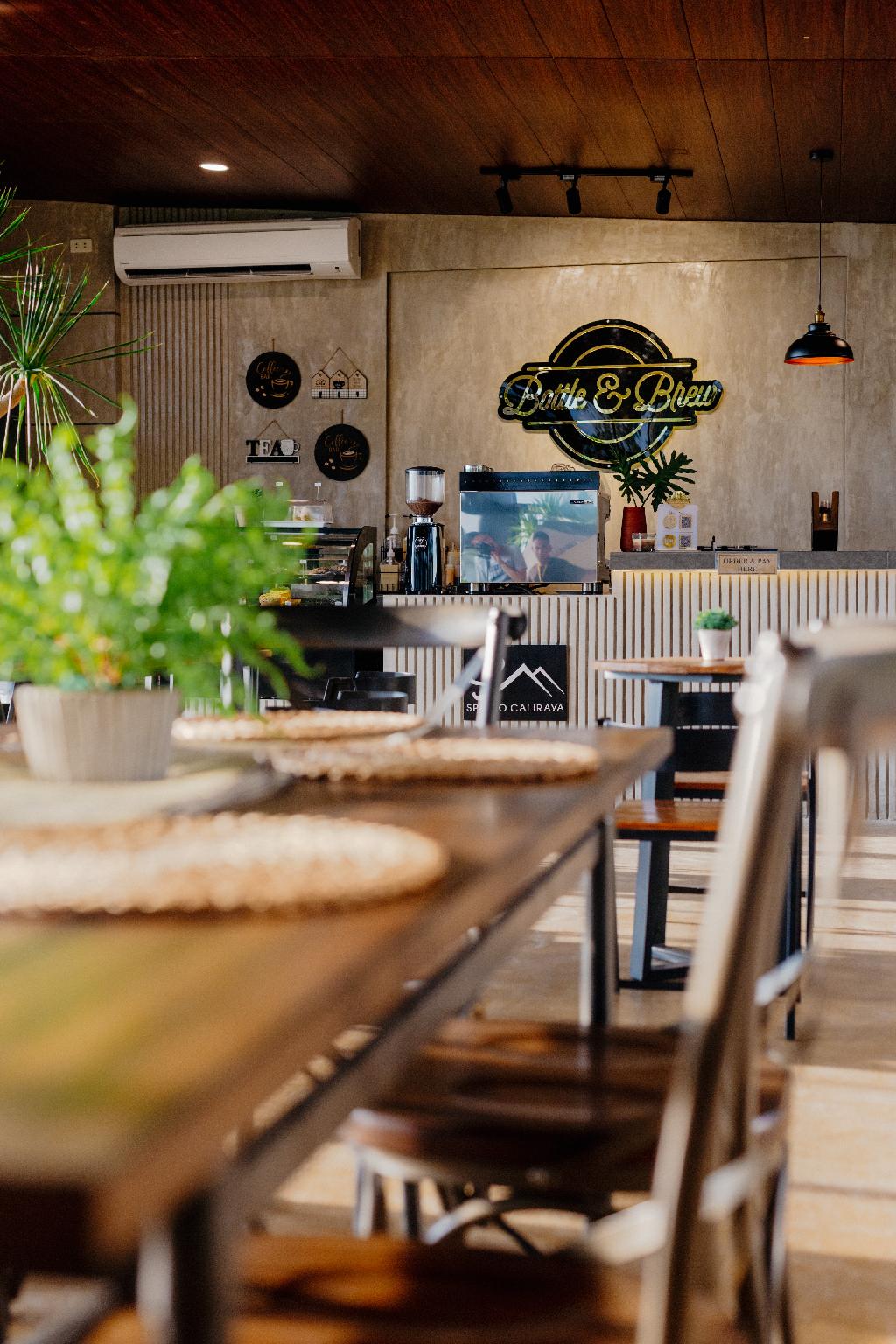 Spacio Caliraya Bed and Breakfast