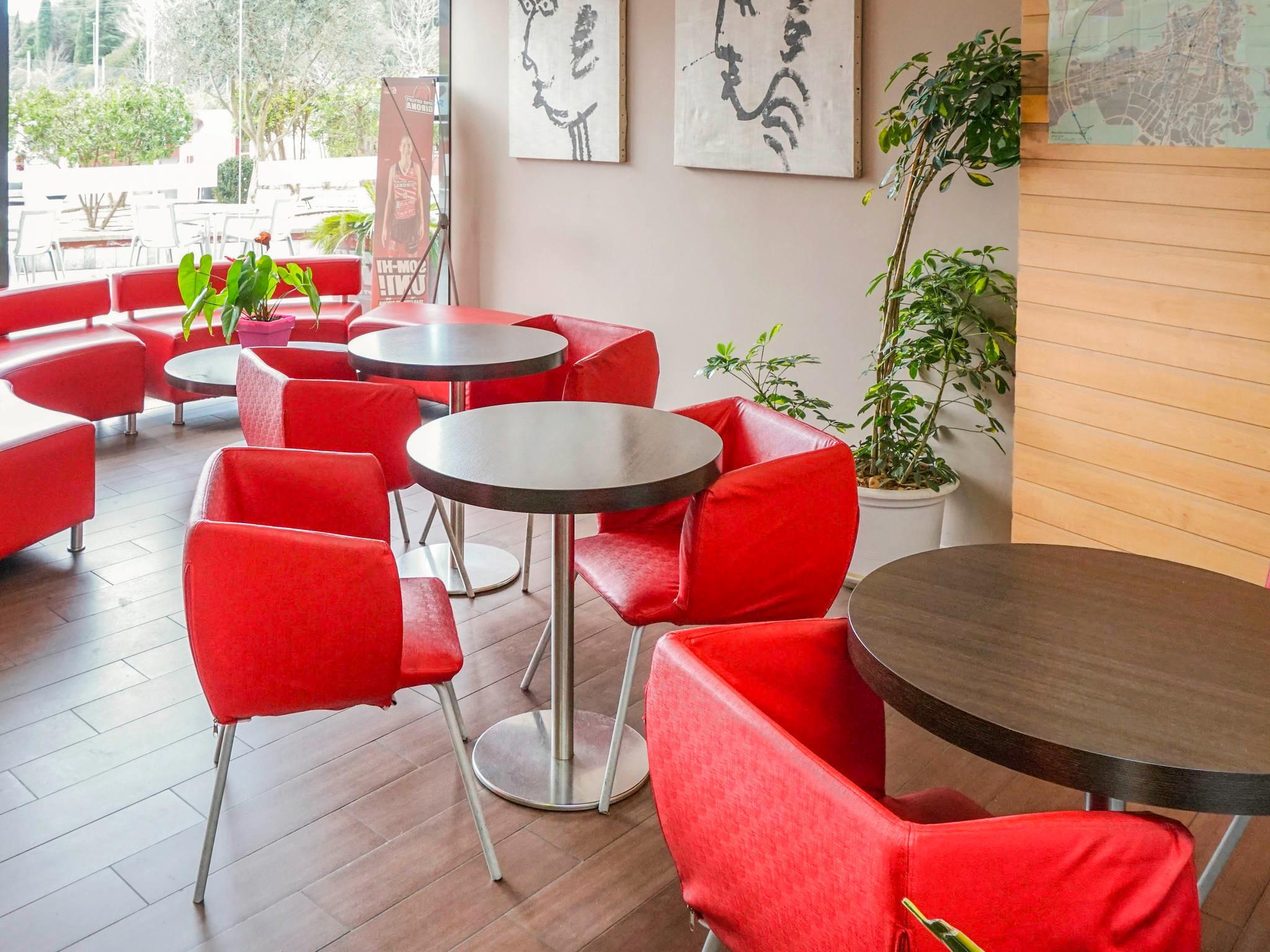 ibis Girona Costa Brava