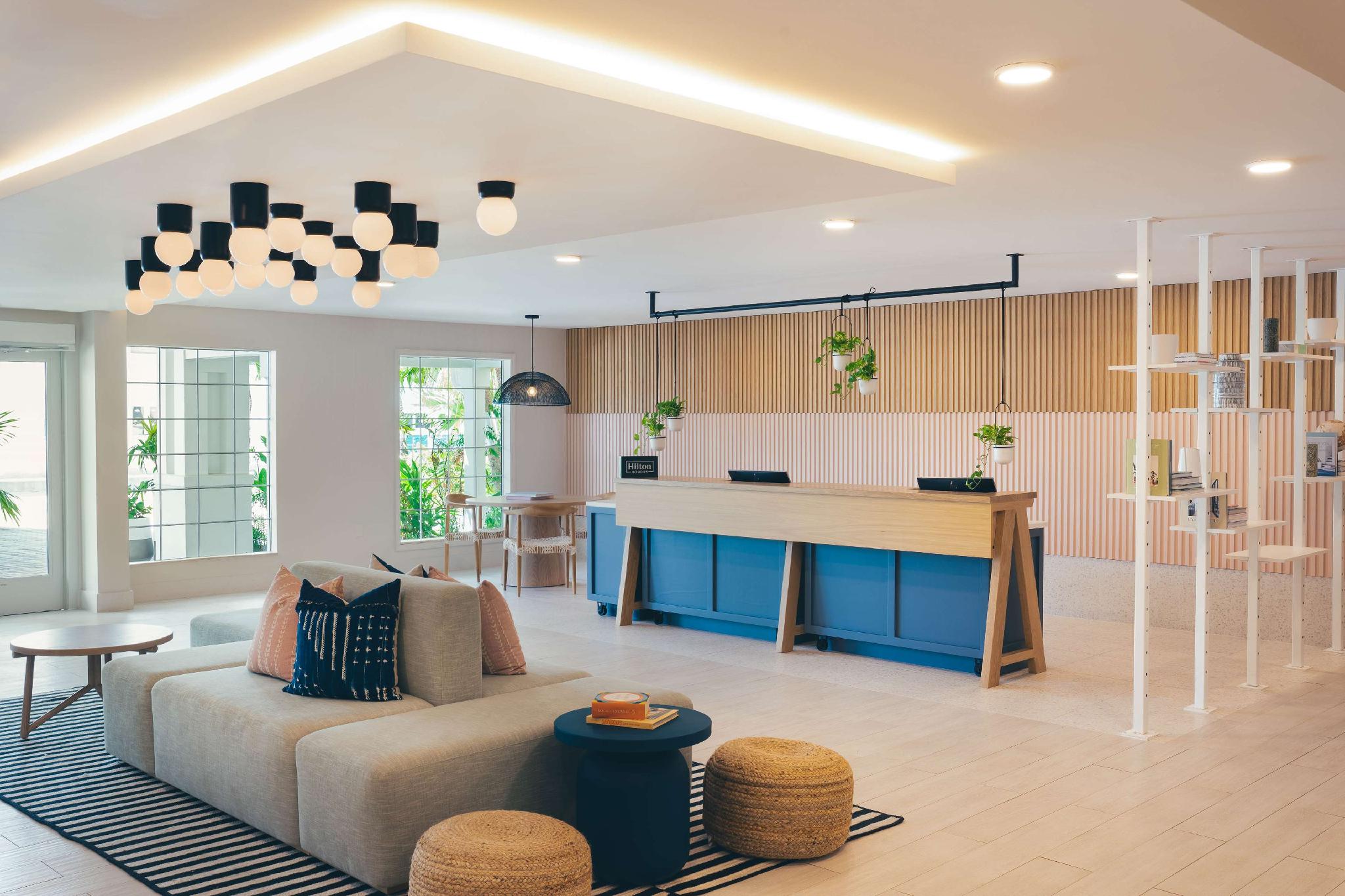 Hampton by Hilton Grand Cayman Seven Mile Beach