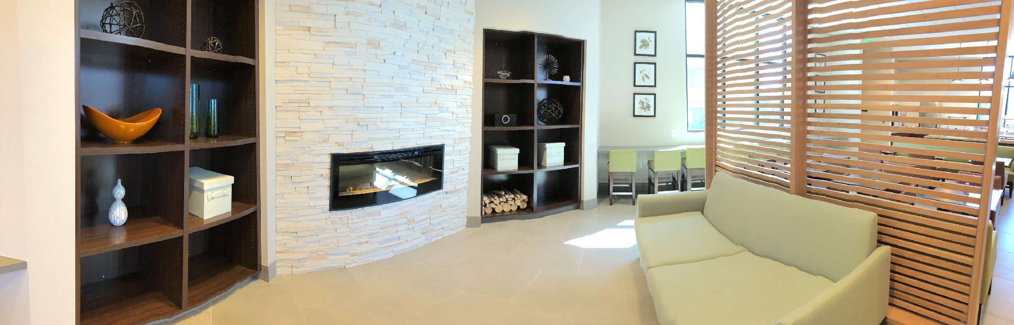 Country Inn & Suites by Radisson, San Jose International Airport, CA