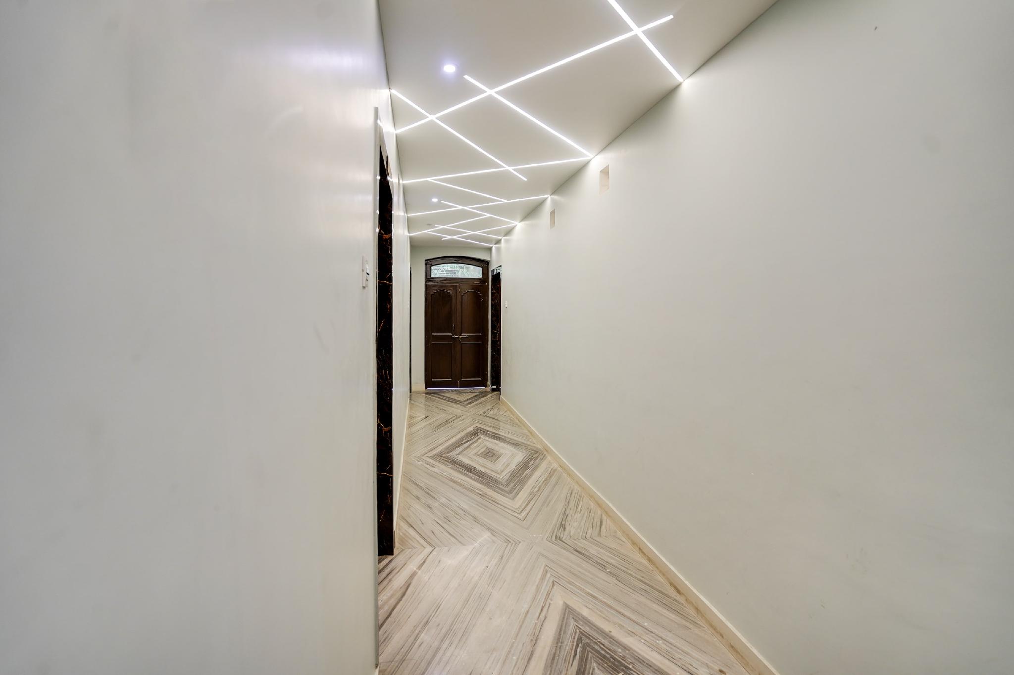 Super Collection O Rajapur Circuit House in Prayagraj | 2025 Updated ...