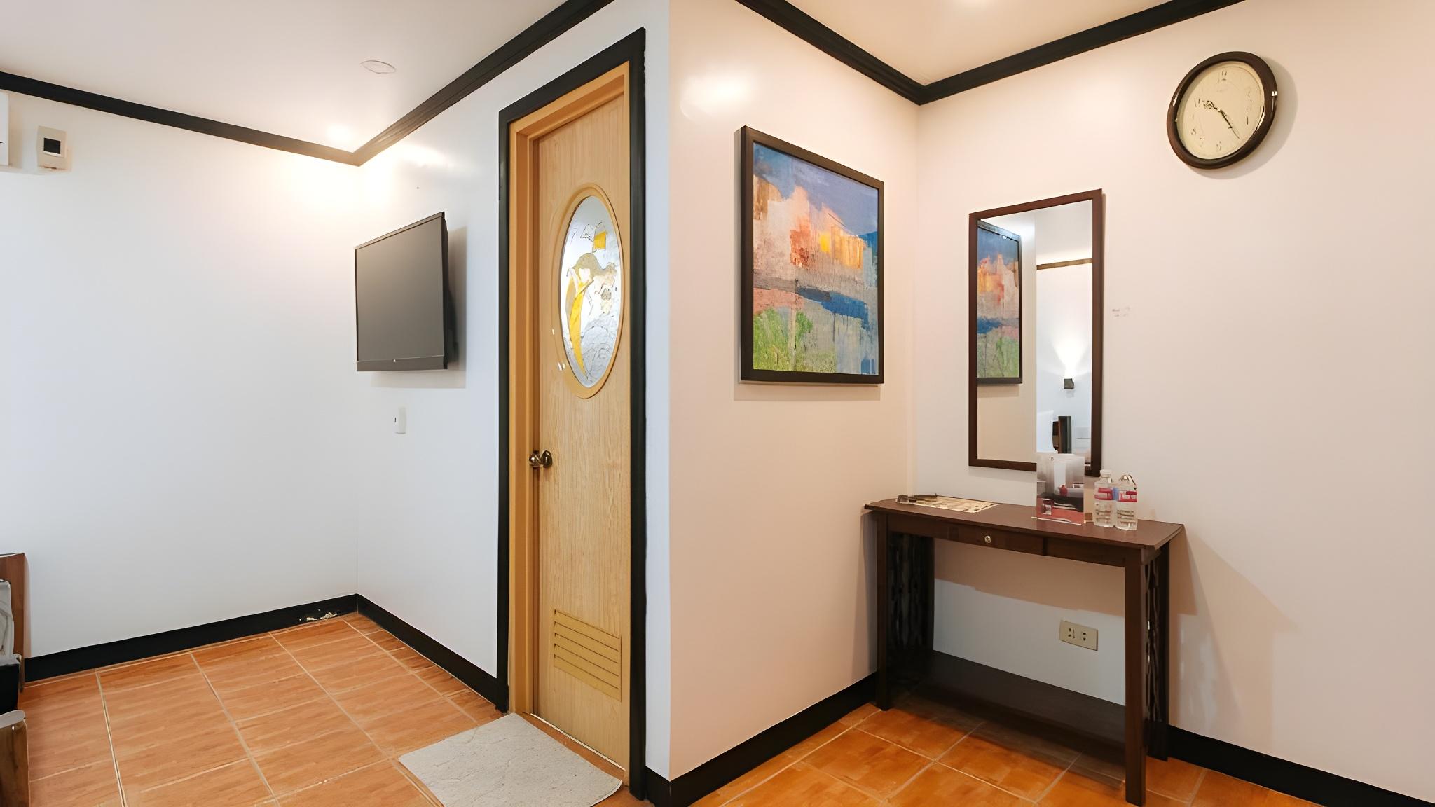 RedDoorz @ La Sefa Hotel and Resort Atimonan