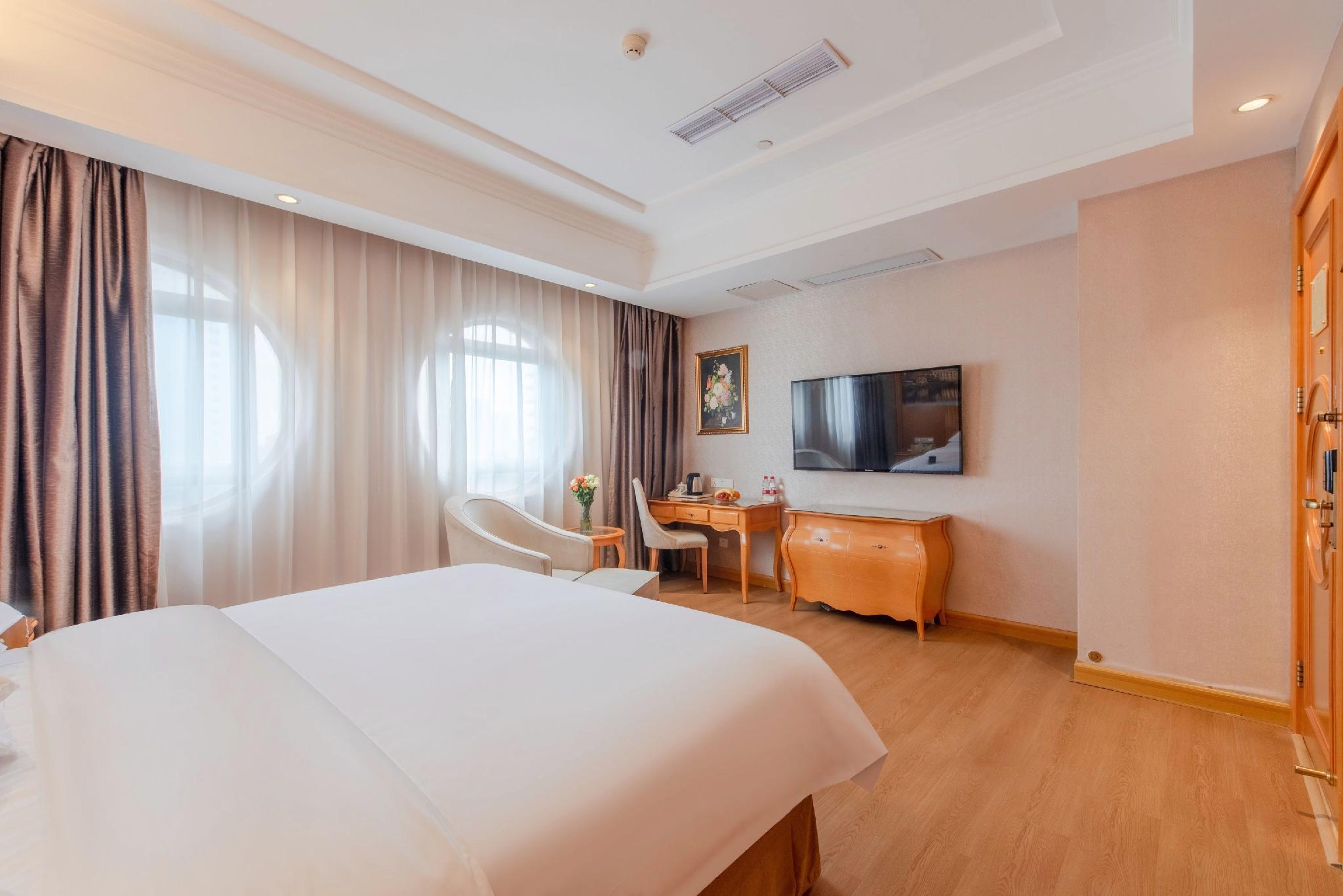 Photos of Vienna Hotel Guangzhou Beijing Road Pedestrian Street · Stays
