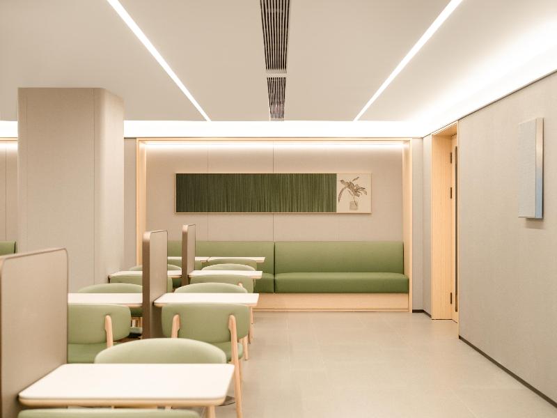 JI Hotel Guangzhou Baiyun Airport Renhe Metro Station · Dining spaces