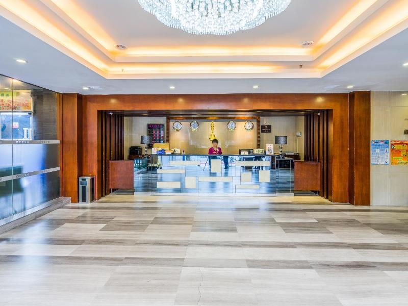 Movie Star Hotel · Hotel setting