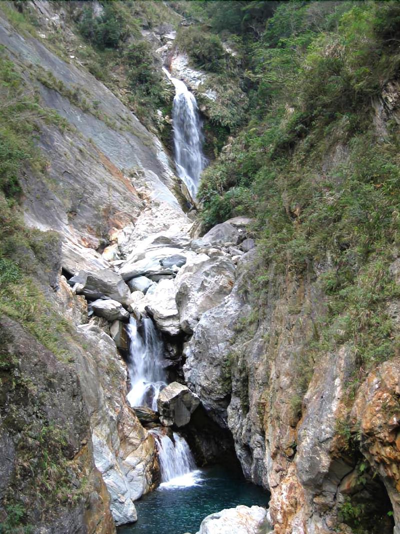 太魯閣山月村