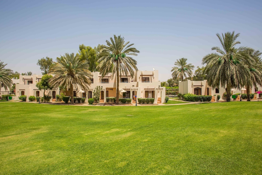 Radisson Blu Hotel & Resort, Al Ain