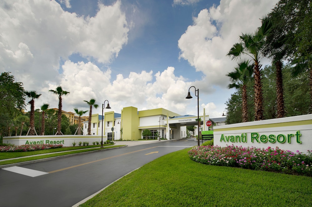 Avanti International Resort