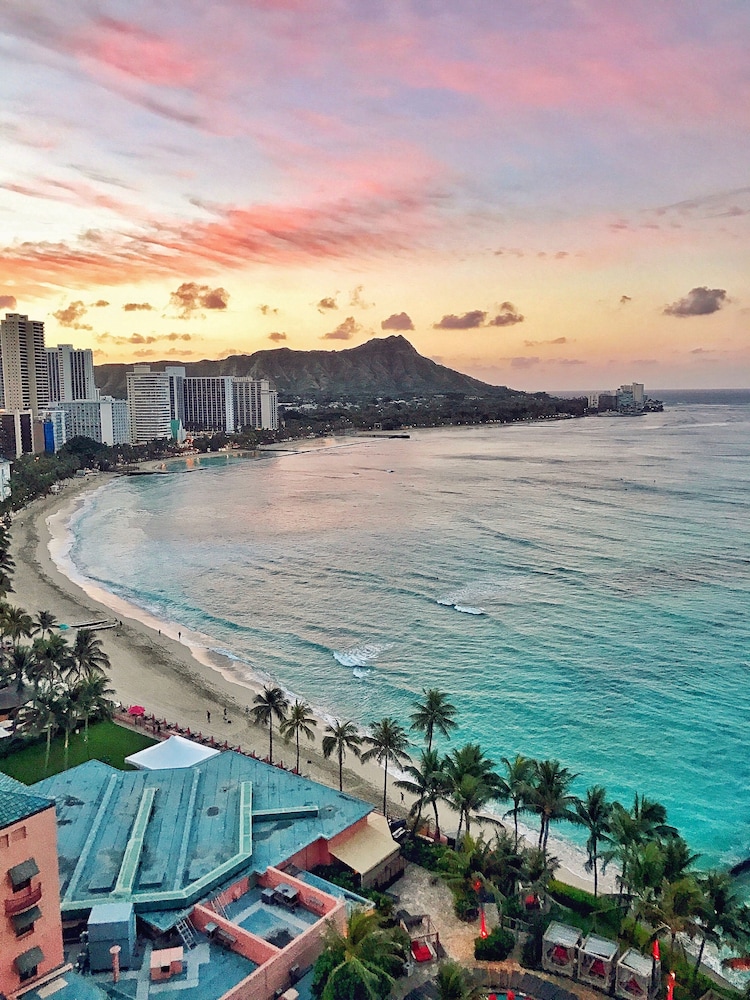 Sheraton Waikiki Beach Resort