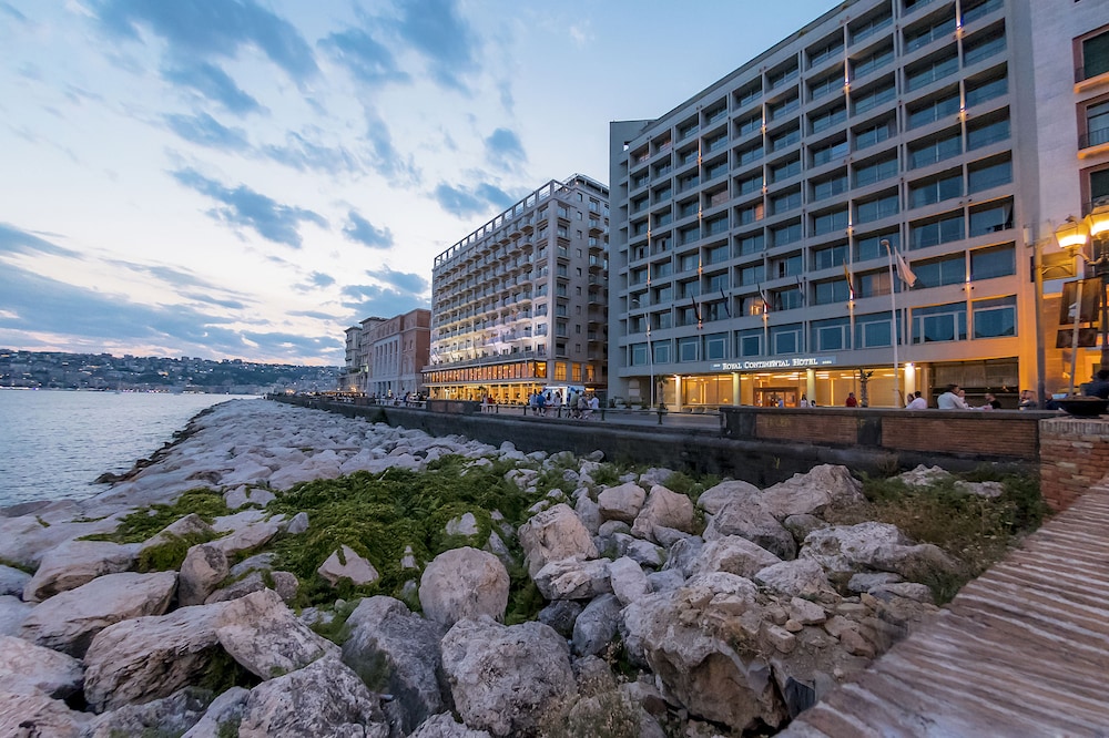 Royal Continental Hotel Naples