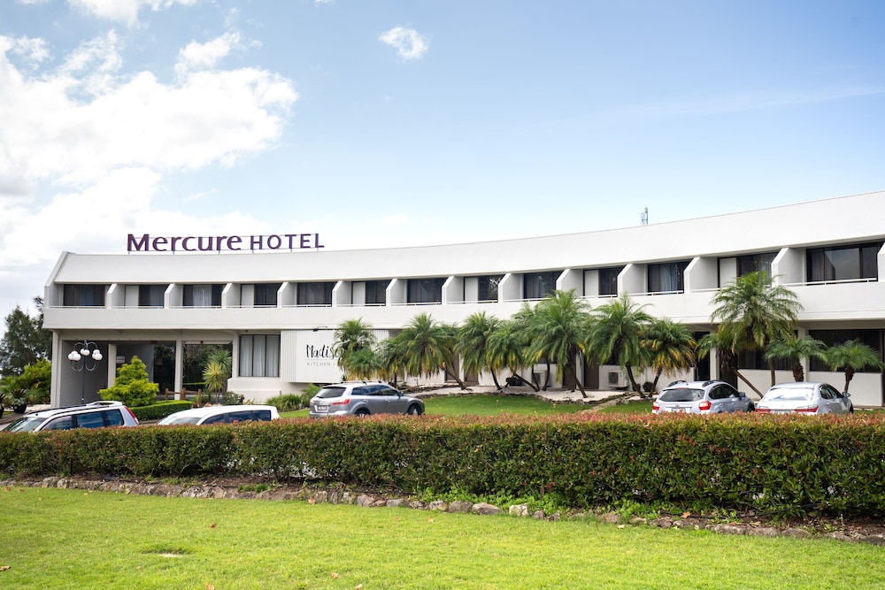 Hotels in Port Stephens Council