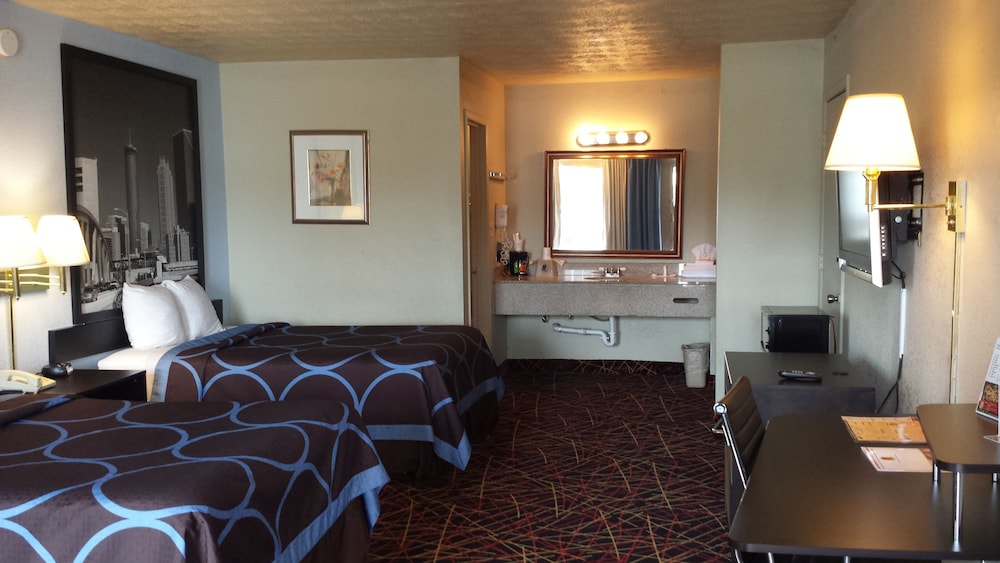 Super 8 by Wyndham Atlanta/Hartsfield Jackson Airport
