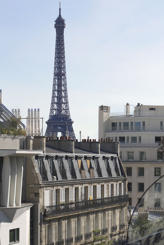 Renaissance Paris Nobel Tour Eiffel Hotel