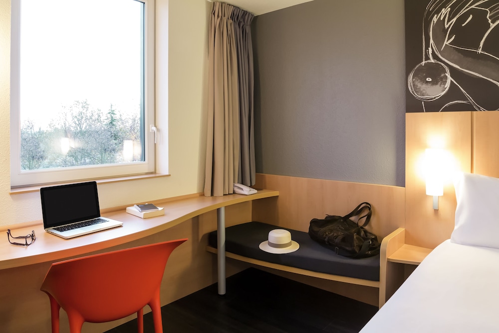 ibis Nimes Ouest