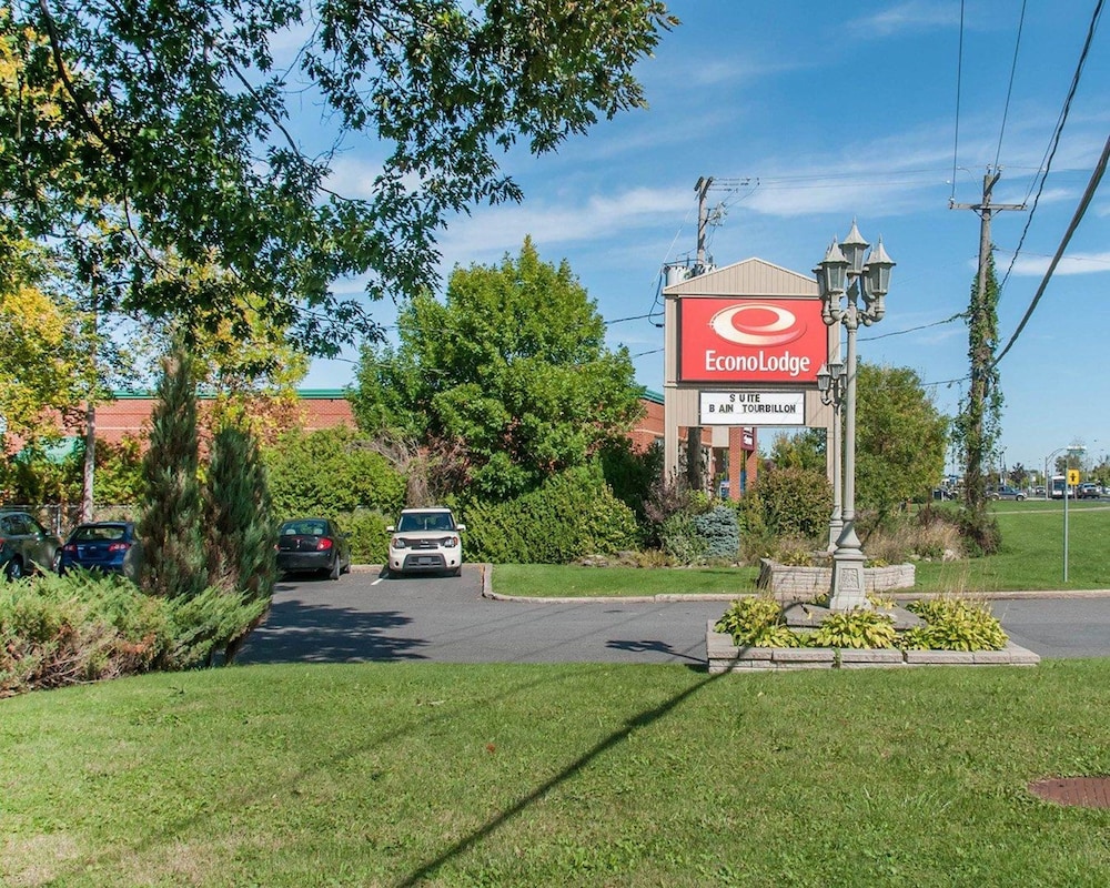 Econo Lodge Longueuil Brossard in 2023 Updated prices, deals Klook United States