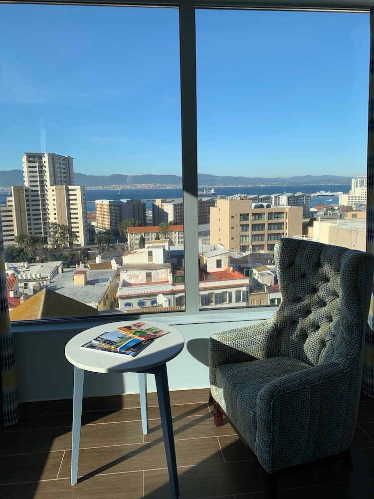 The Eliott Hotel