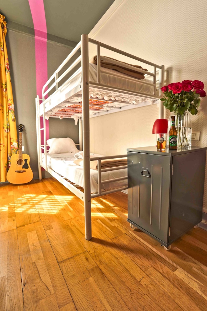Arty Paris Porte de Versailles by River - Hostel